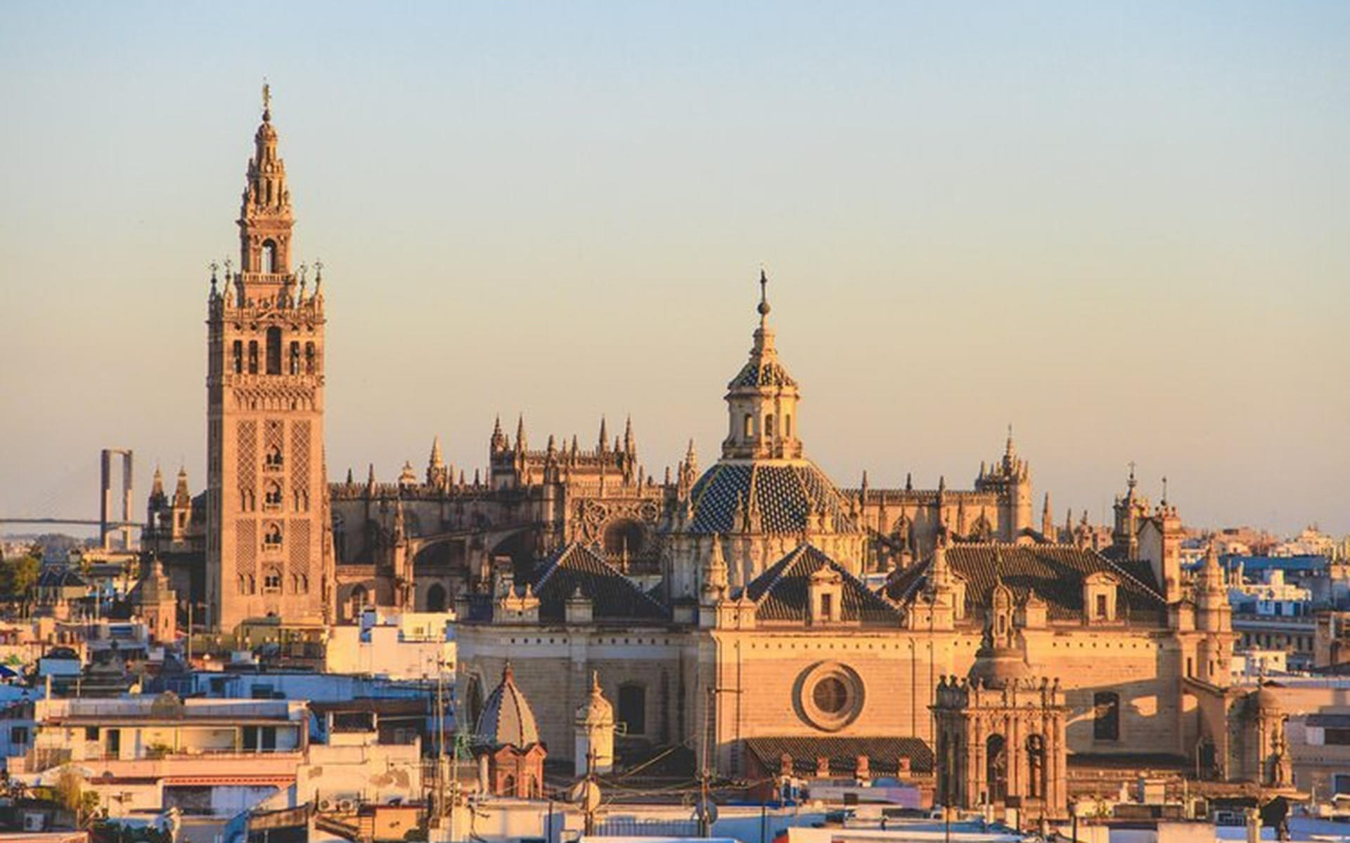 Cathedral of Seville and Giralda Tour - Thumbnail 6