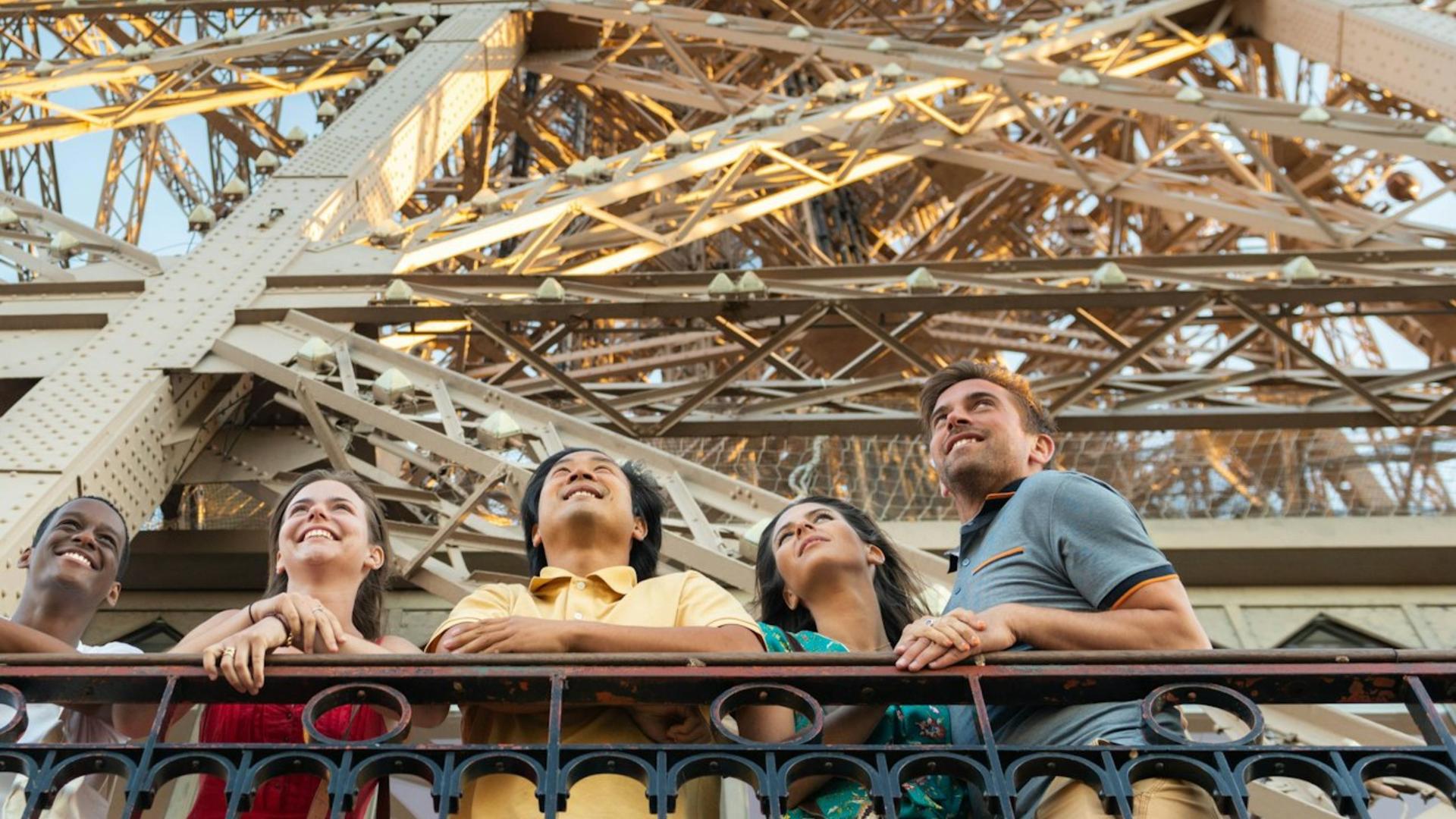 Paris City Bus Tour with Eiffel Tower Ticket - Thumbnail 3