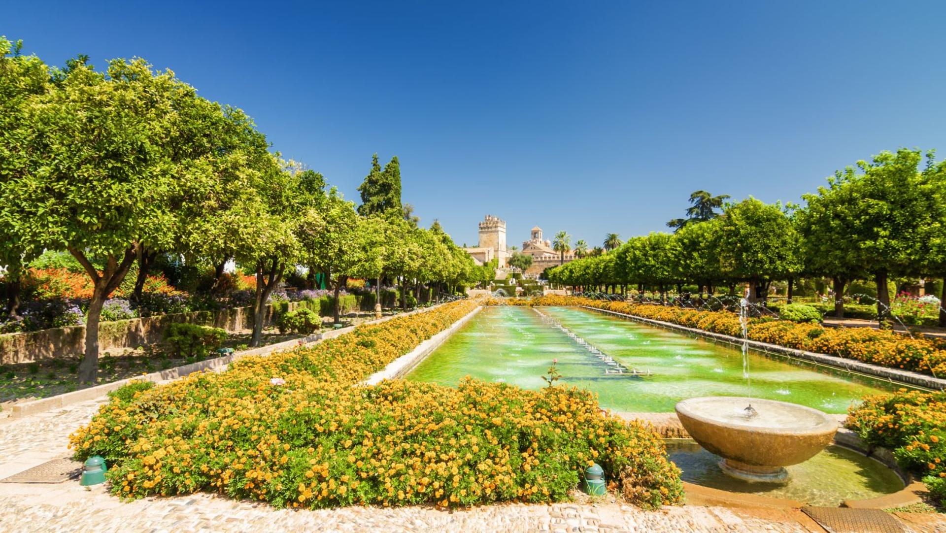 Cordoba Mosque-Cathedral, Alcazar and Synagogue Tour - Thumbnail 2