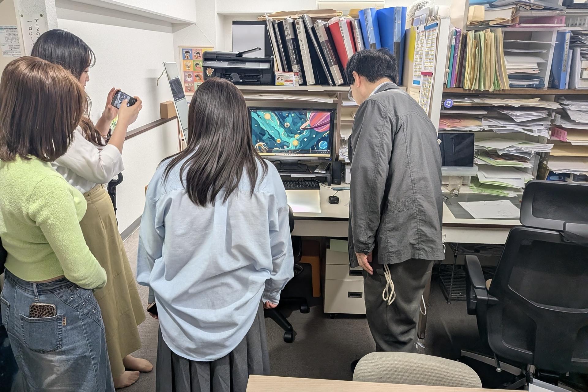 Tokyo Nakano Anime Studio Tour and Drawing Class with a Pro Animator - Thumbnail 3