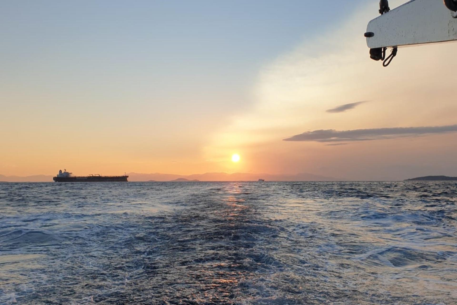 Athens Riviera Sunset Cruise Tour - Thumbnail 4
