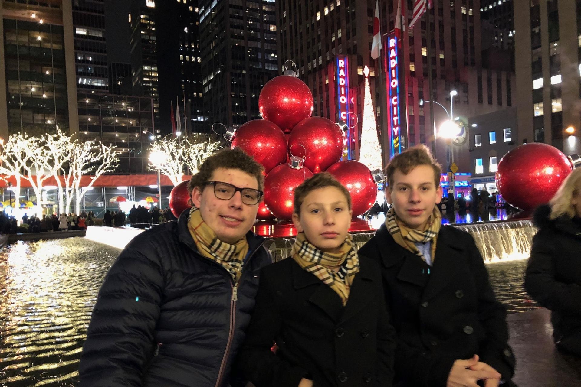 NYC: Holiday Walking Tour 5th Ave, Rockefeller Tree and Xmas Village - Thumbnail 2