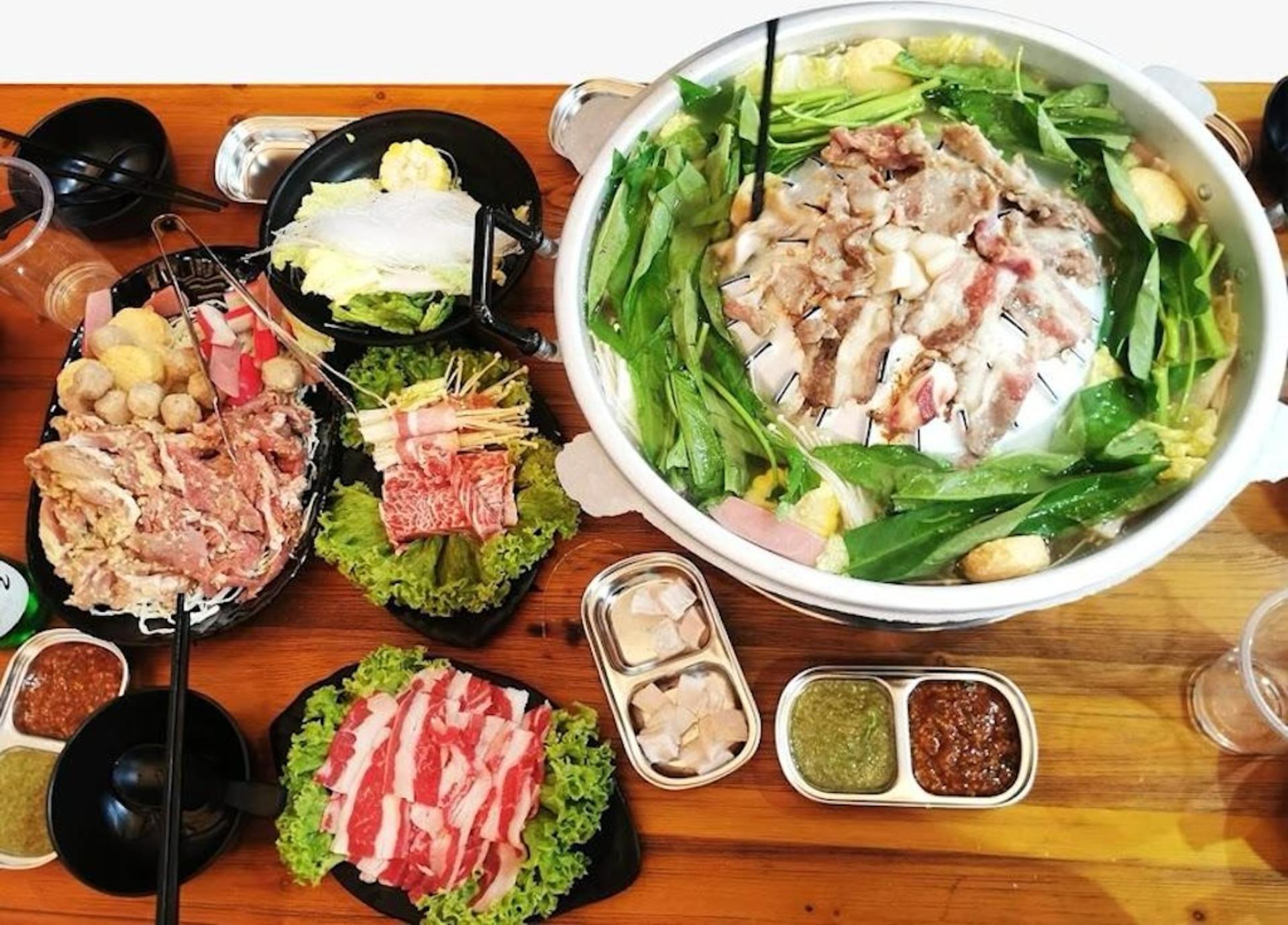 Tha Siam Mookata at Tyrwhitt Road, Singapore  - Thumbnail 3