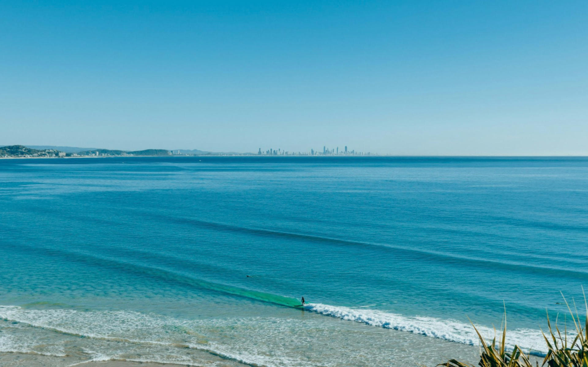 Adult Surfing Lesson in Gold Coast - Thumbnail 4