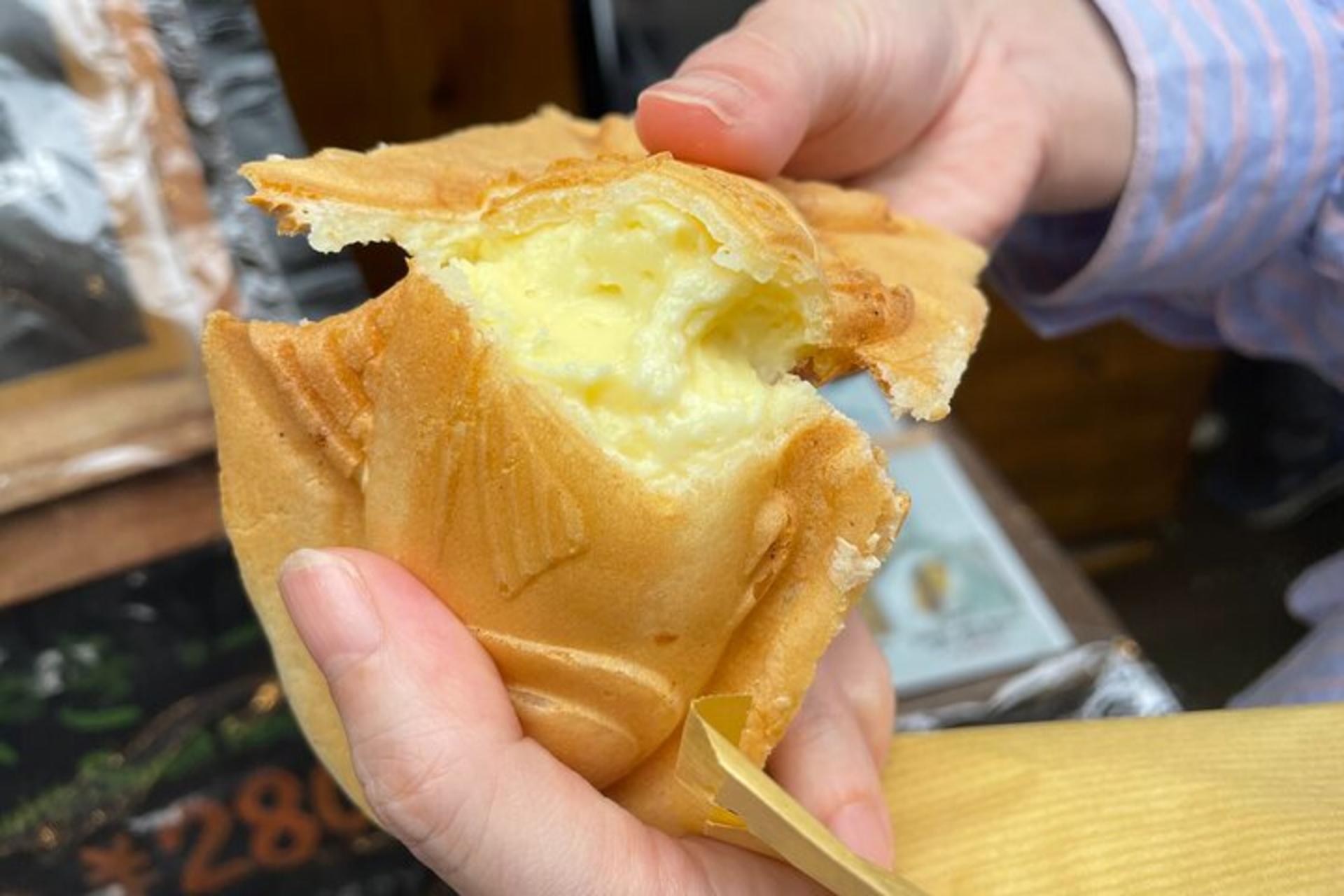 Tokyo:Enjoy street food & Japanese food culture at Tsukiji Market - Thumbnail 4