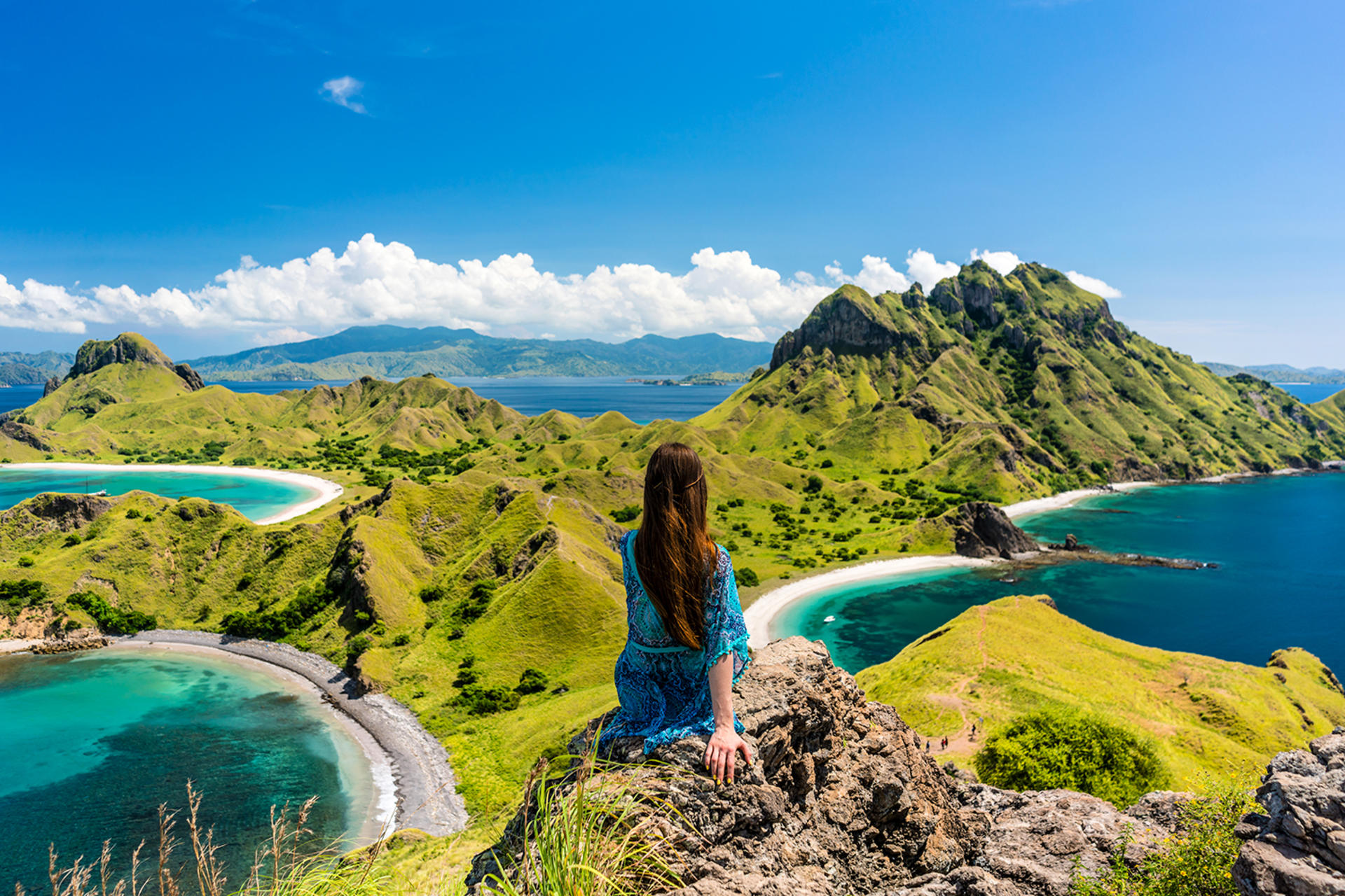 Labuan Bajo Padar & Kanawa Islands Full-Day Island Hopping Tour - Image 1