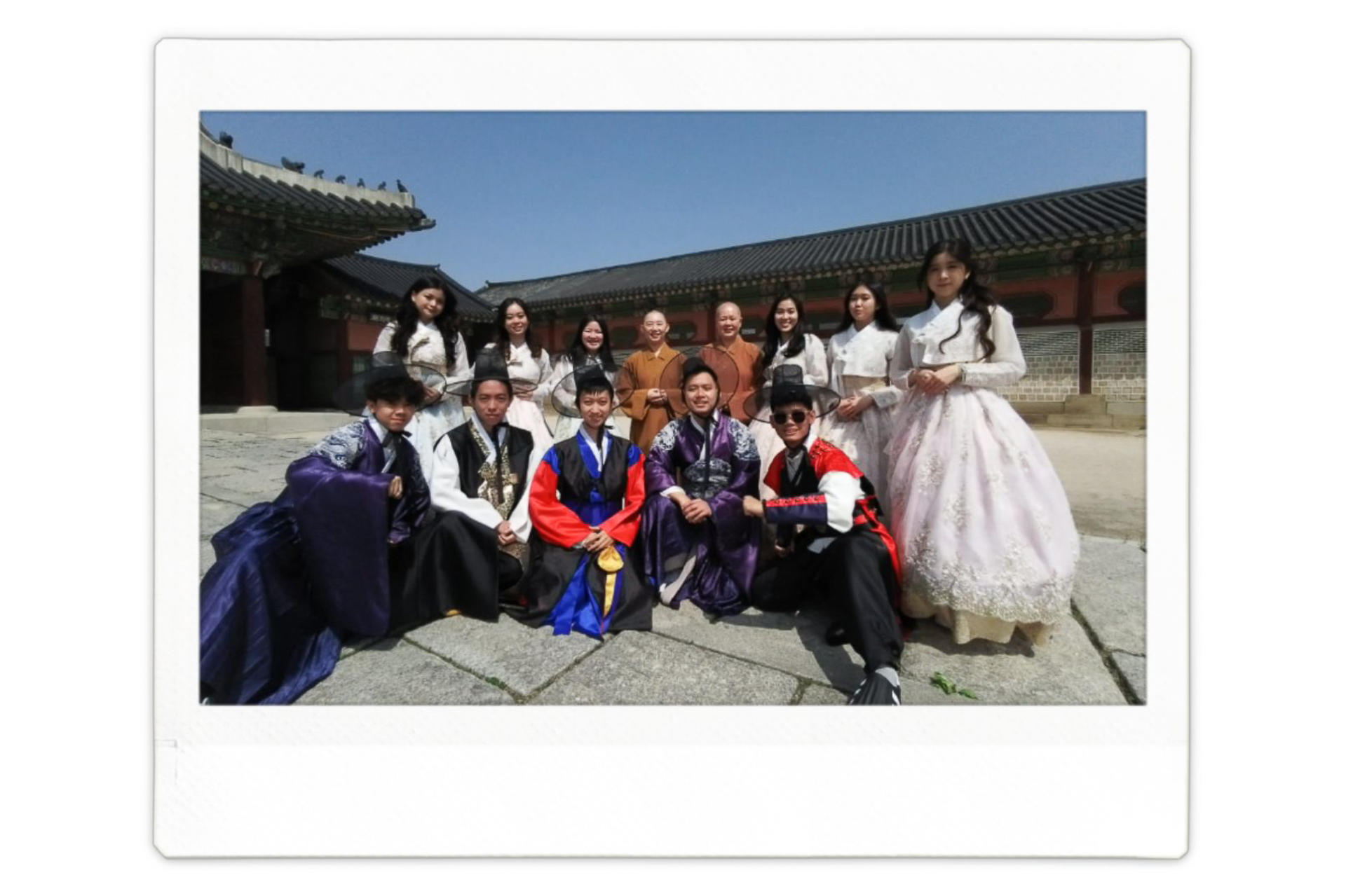 Gyeongbokgung Hanbok Photoshoot in Seoul [Hansungan]  - Thumbnail 10
