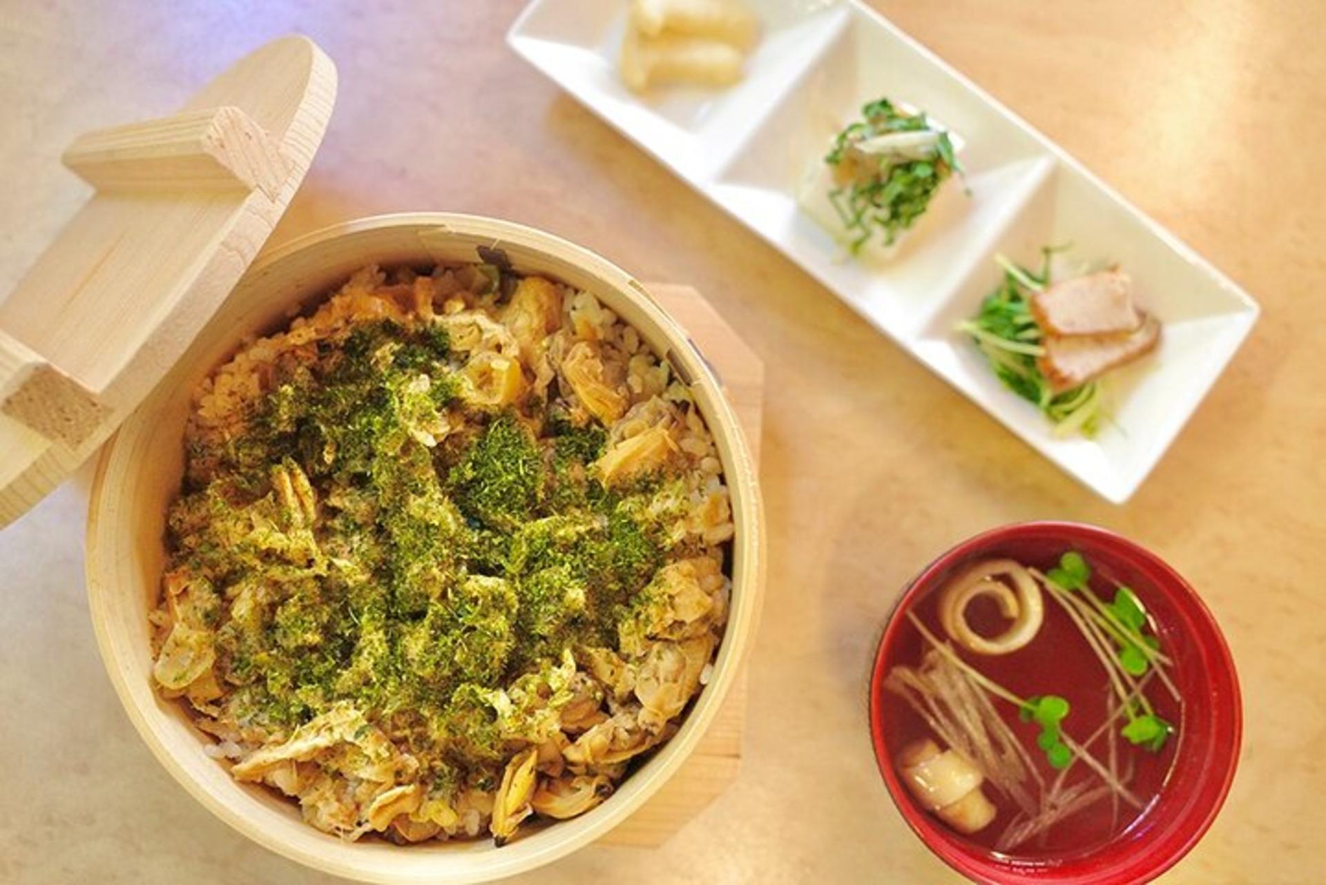 Enjoy Cultural Downtown and Traditional Cuisine from Tokyo - Thumbnail 7