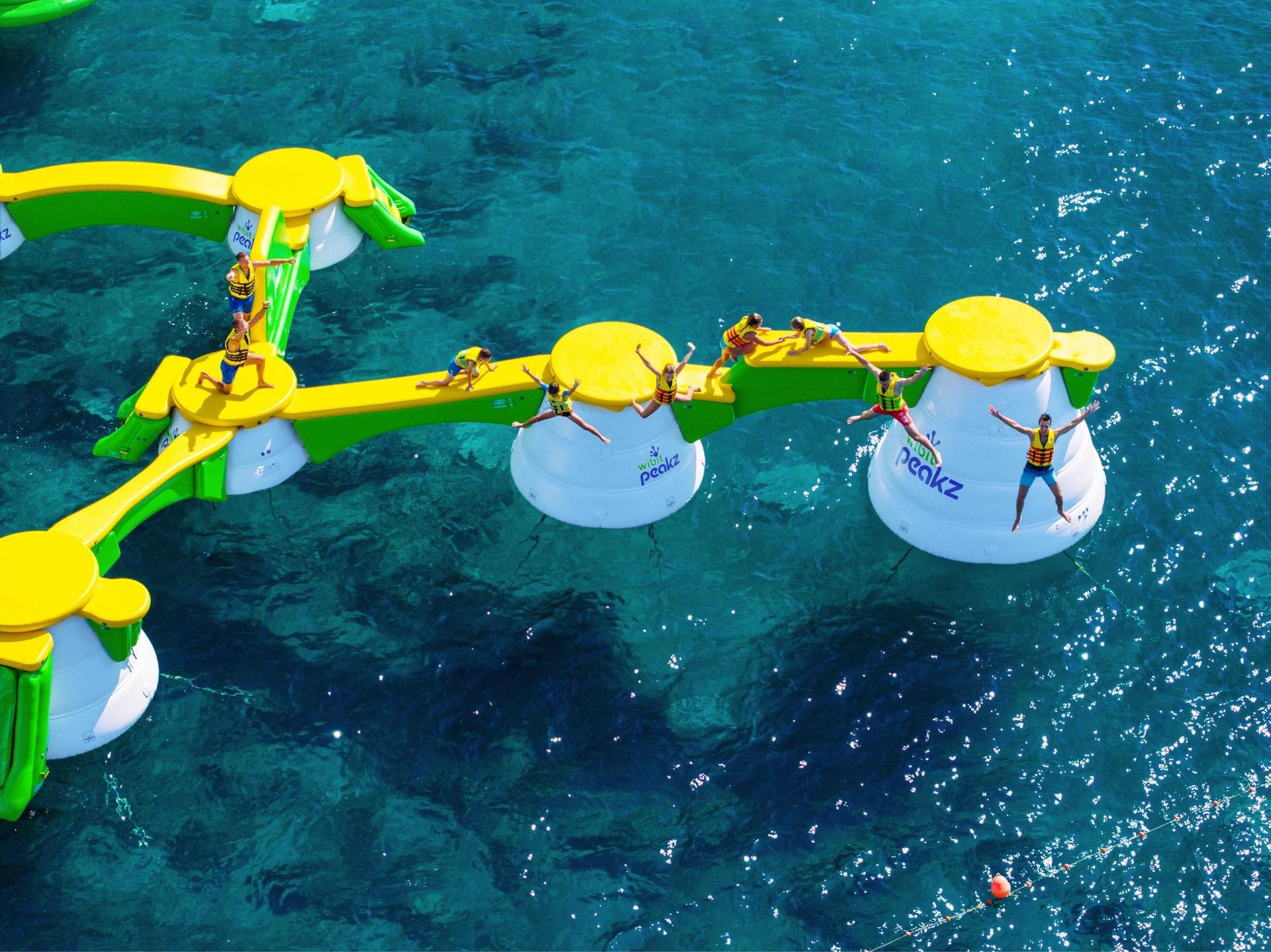Waikiki Water Adventure Activity Package - Thumbnail 4