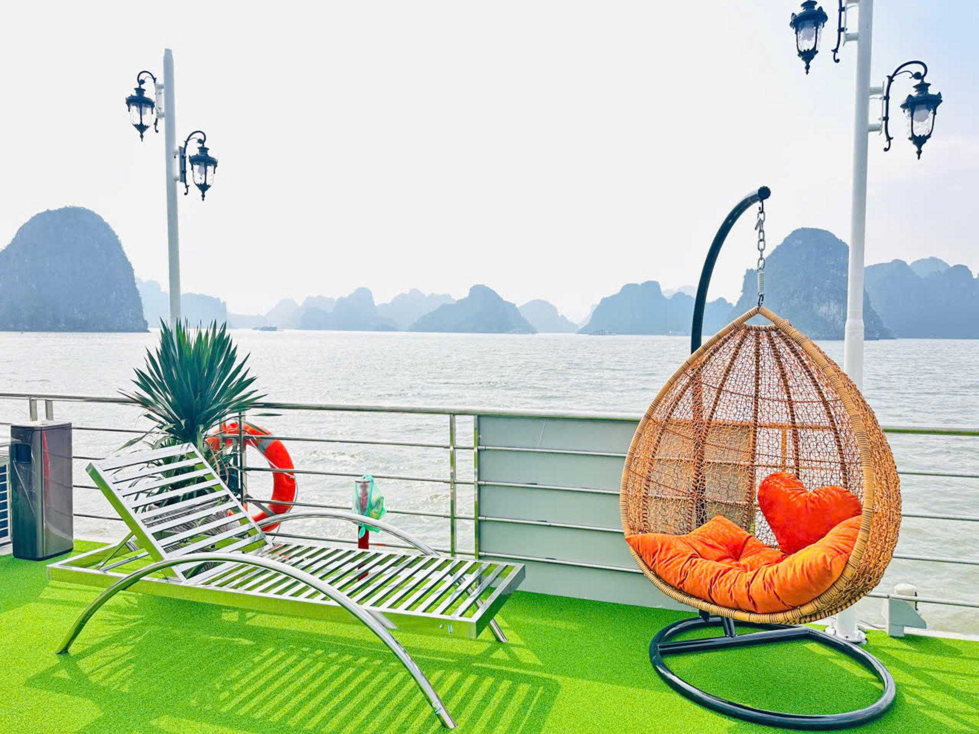 Halong Bay Day Trip (Japanese) | 4-Hour Cruise, Cave, and Kayak Experience - Thumbnail 13