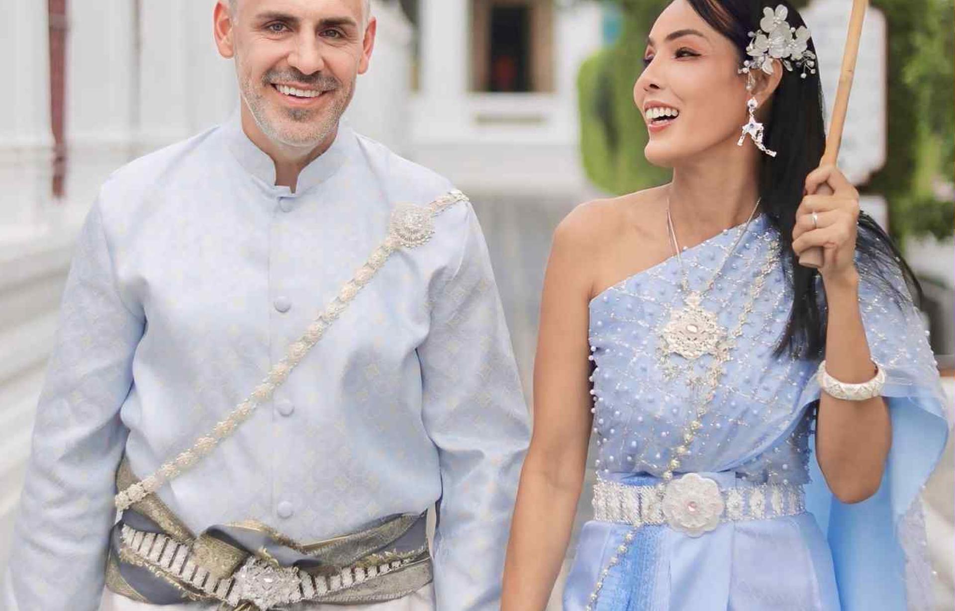 Full Set Thai Costume Rental in Bangkok + Hairdo & Makeup - Thumbnail 7