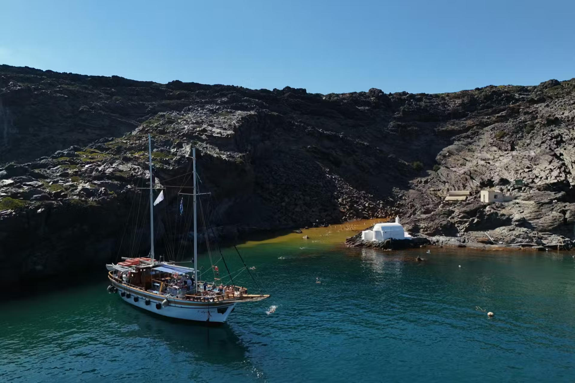 Volcano and Hot Springs Tour in Santorini - Thumbnail 2