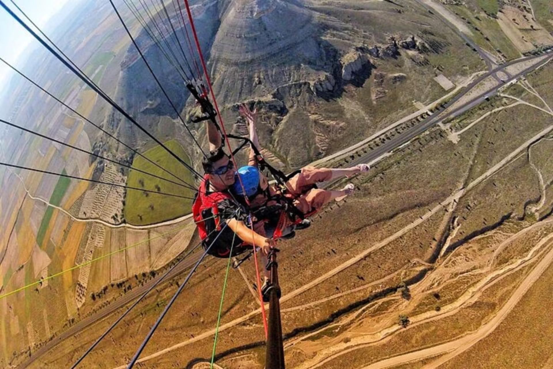 Paragliding Experience in Cappadocia - Thumbnail 6