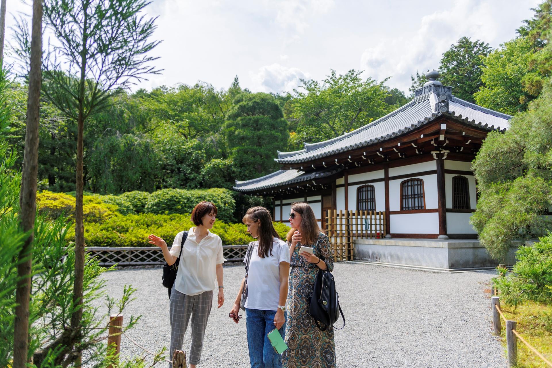 Kyoto Private Tour: Custom Highlights with a Licensed Guide - Thumbnail 8