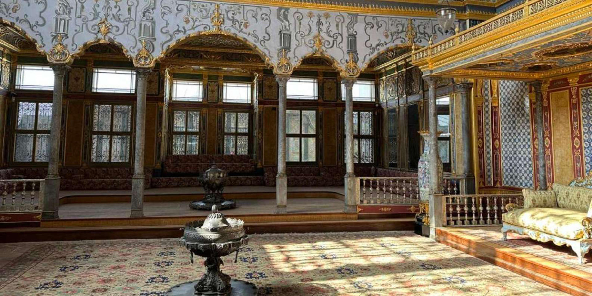 Istanbul: Topkapi Palace and Harem Guided Tour with Ticket  - Thumbnail 16