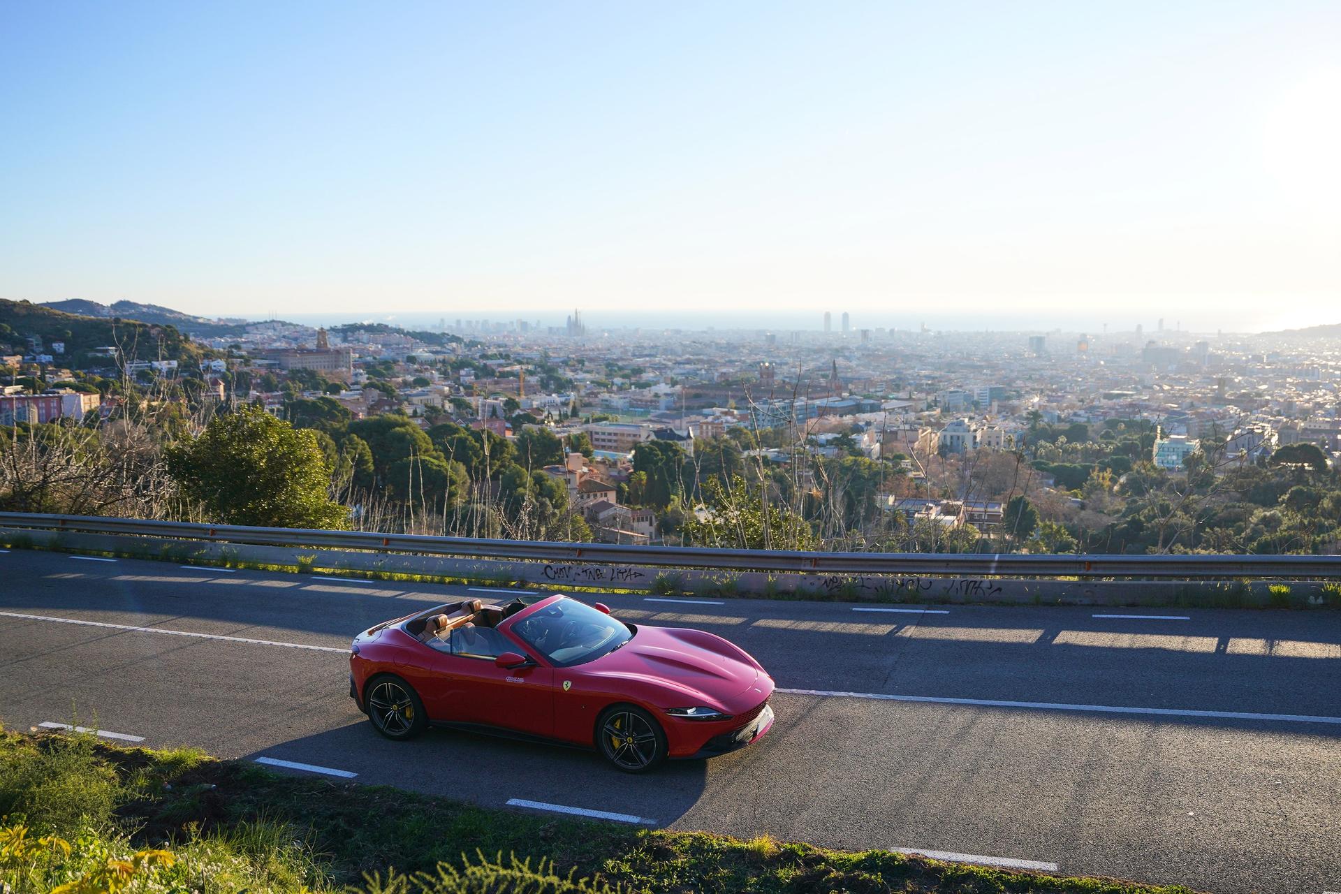 90-minute supercar drive in Barcelona to Tibidabo Mountain - Thumbnail 2