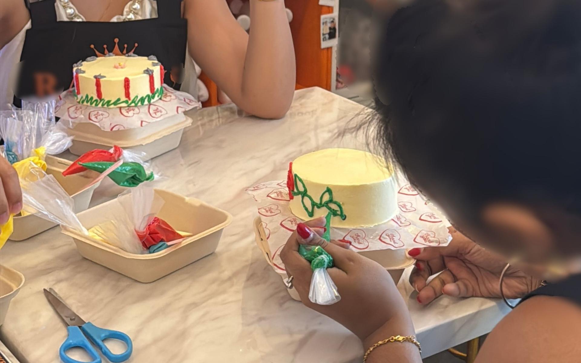 DIY Bento Cake Decorating Workshop @RALOVS Cafe - Image 1