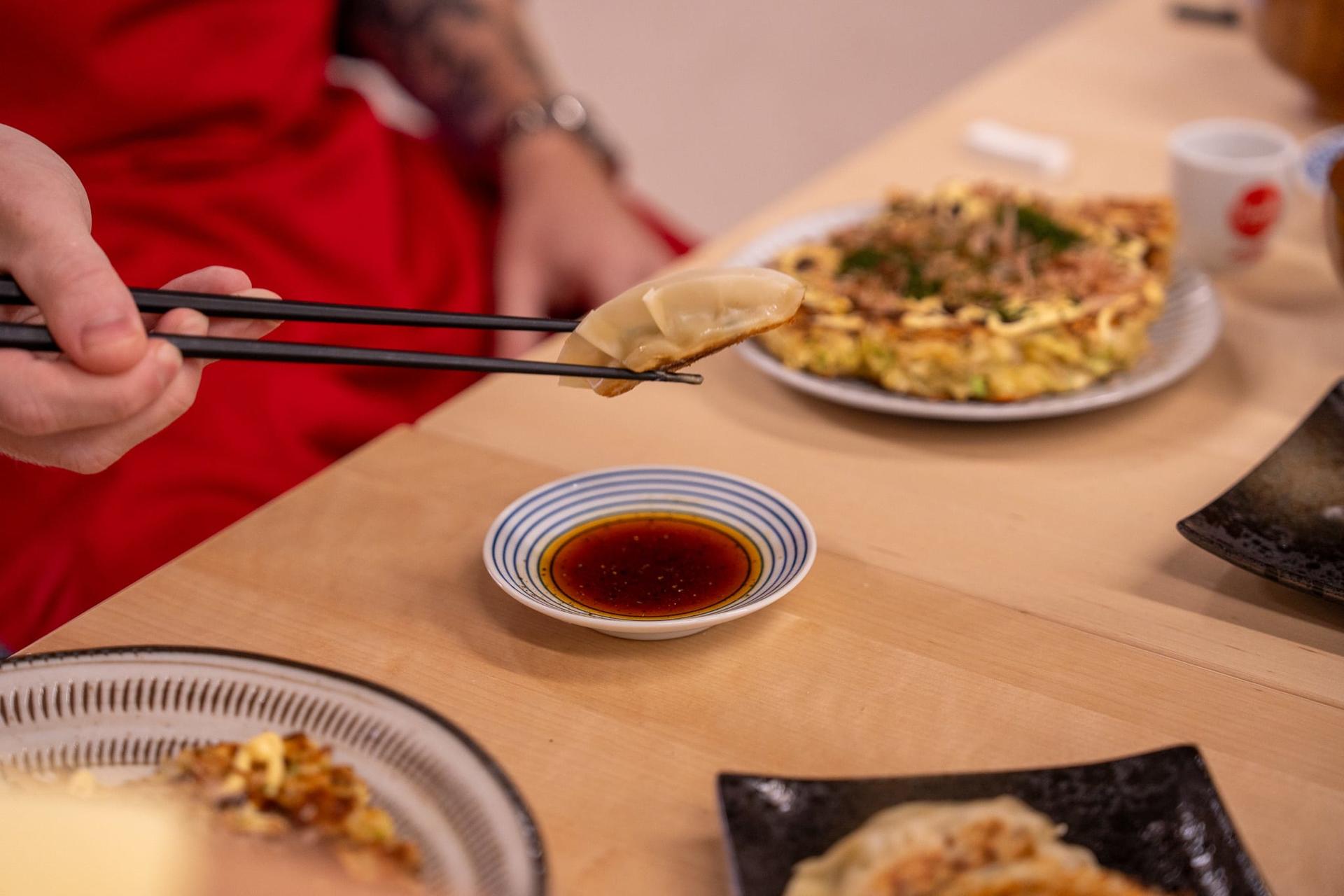 Osaka Soul Food Cooking Class: 3 Dishes, Sake & a Local Market Visit - Thumbnail 8