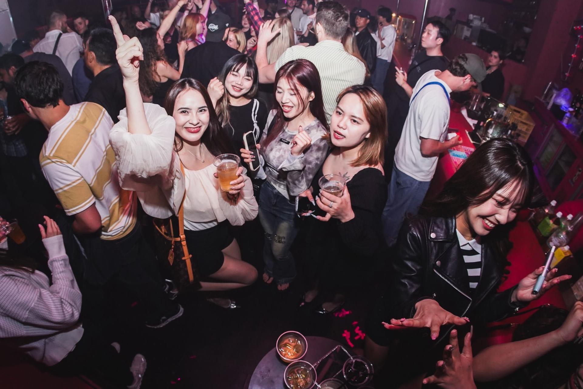 Osaka: Iconic All-Pink Club Entry (with optional VIP Upgrade) - Image 1