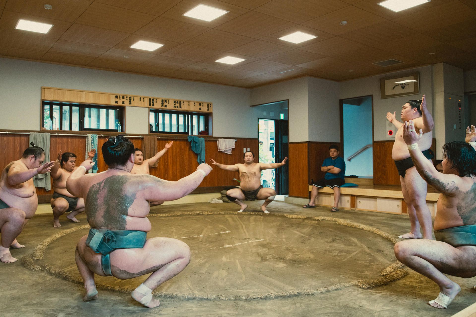 Tokyo Sumo Morning Practice Tour: Real Stable Viewing & Guide - Thumbnail 49