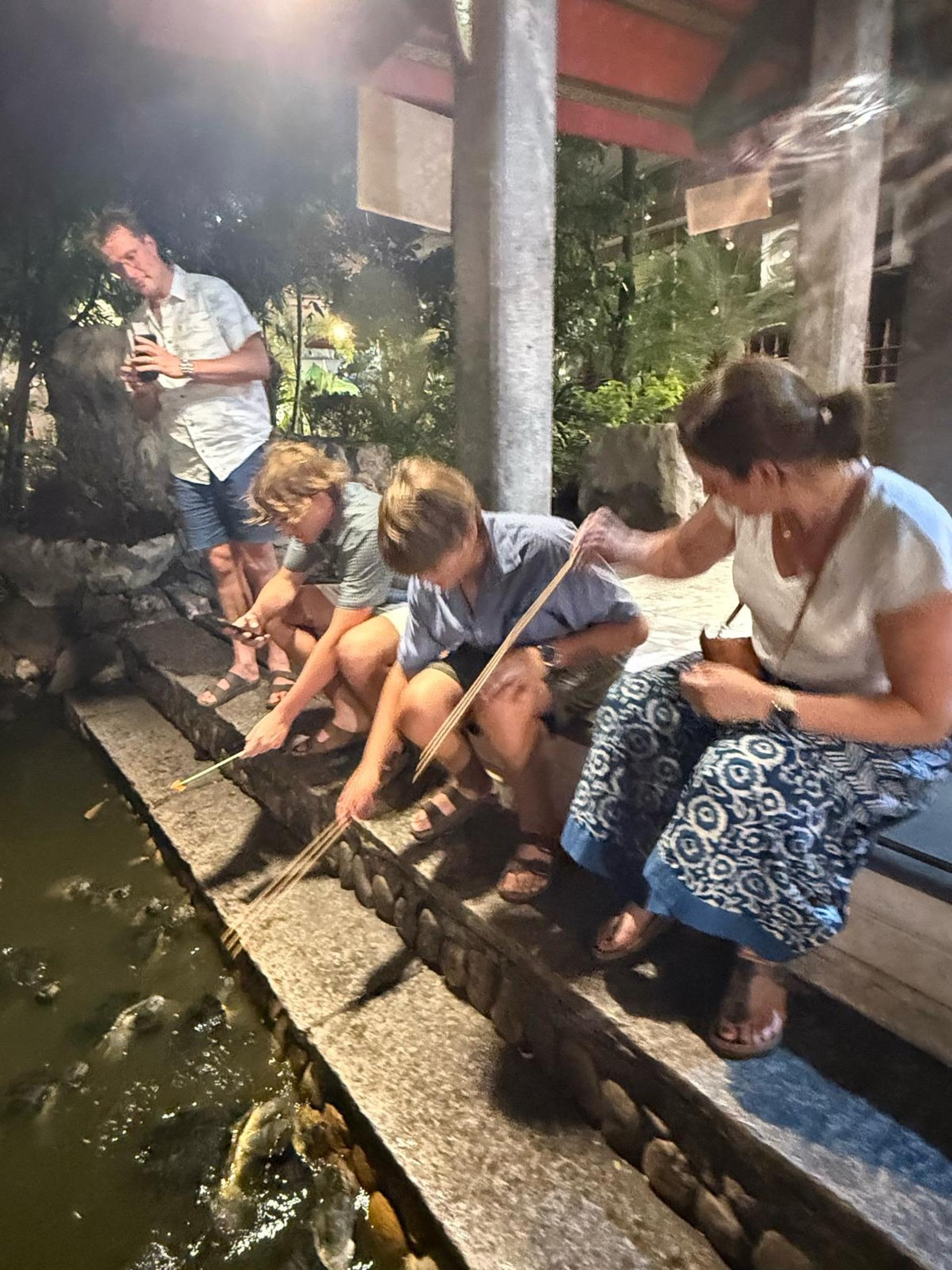 Bangkok Night Tour: Food, Temple & Tuk-Tuk - Thumbnail 42