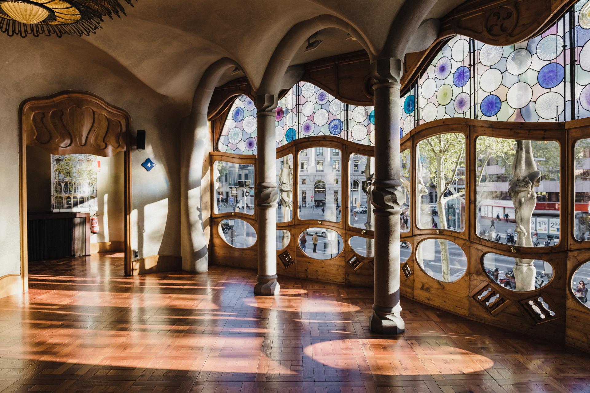 Gaudi Houses, Sagrada Familia and Park Guell Tour - Image 1