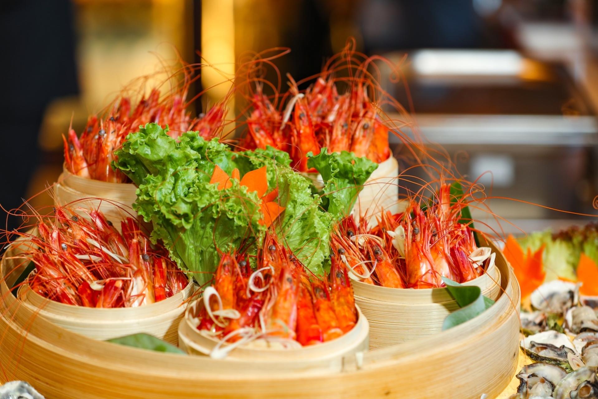 [Hyatt Regency Nha Trang] Lobster and Seafood BBQ Buffet Dinner  - Thumbnail 3