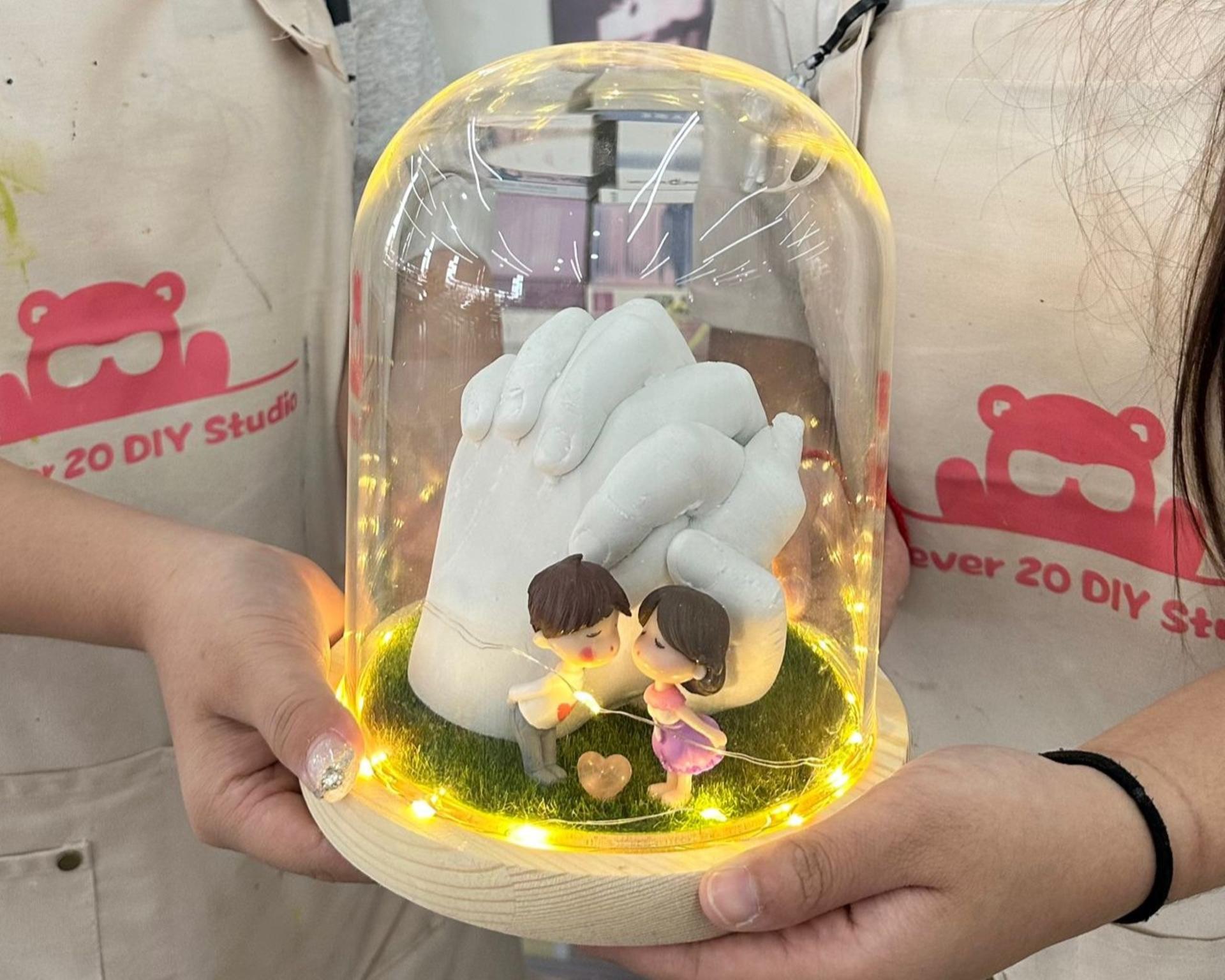 Couple Hand Molding by Forever Twenty DIY Studio in Johor Bahru - Thumbnail 2