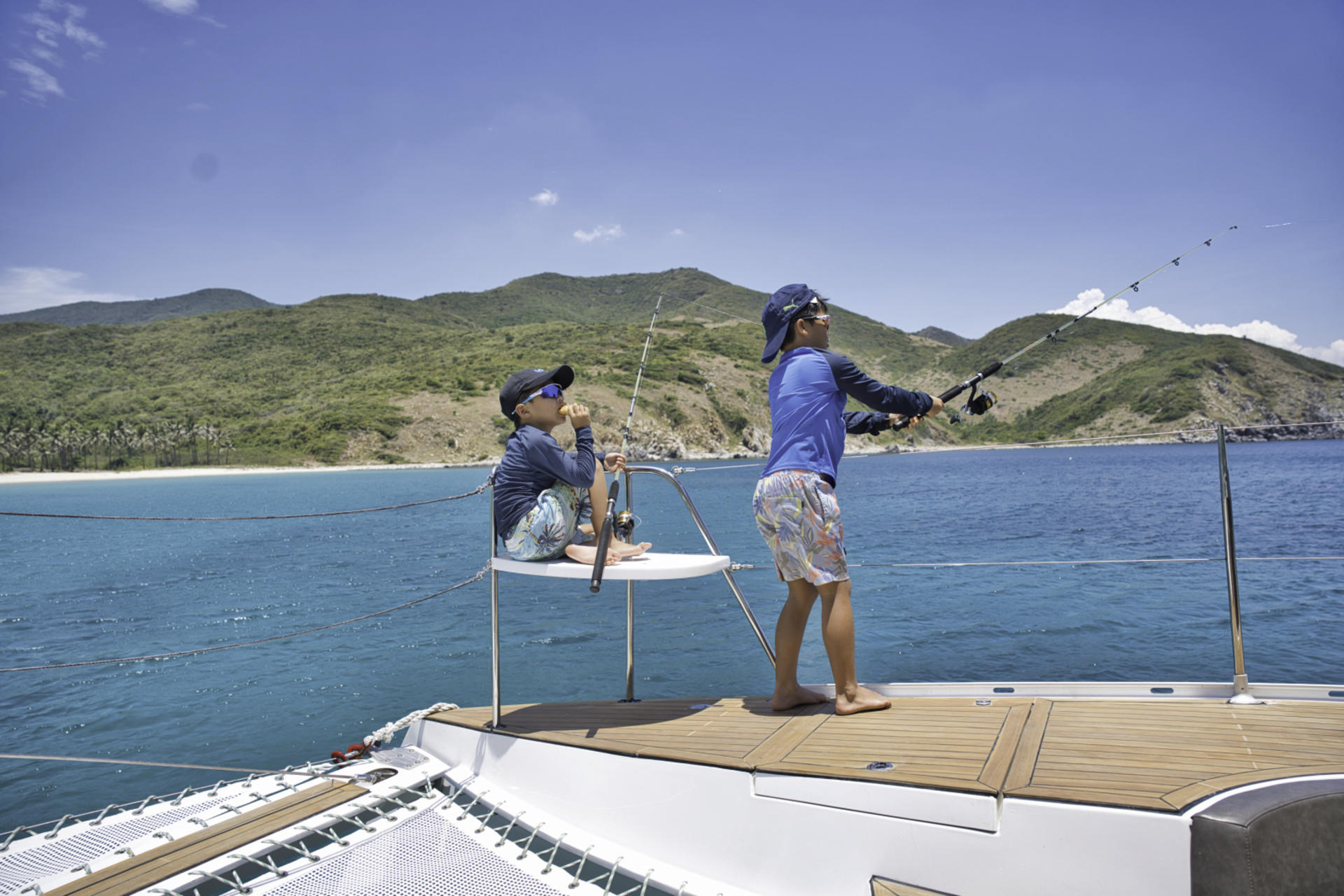 Nha Trang Half-Day Snorkeling & Diving Yacht Tour - Thumbnail 10