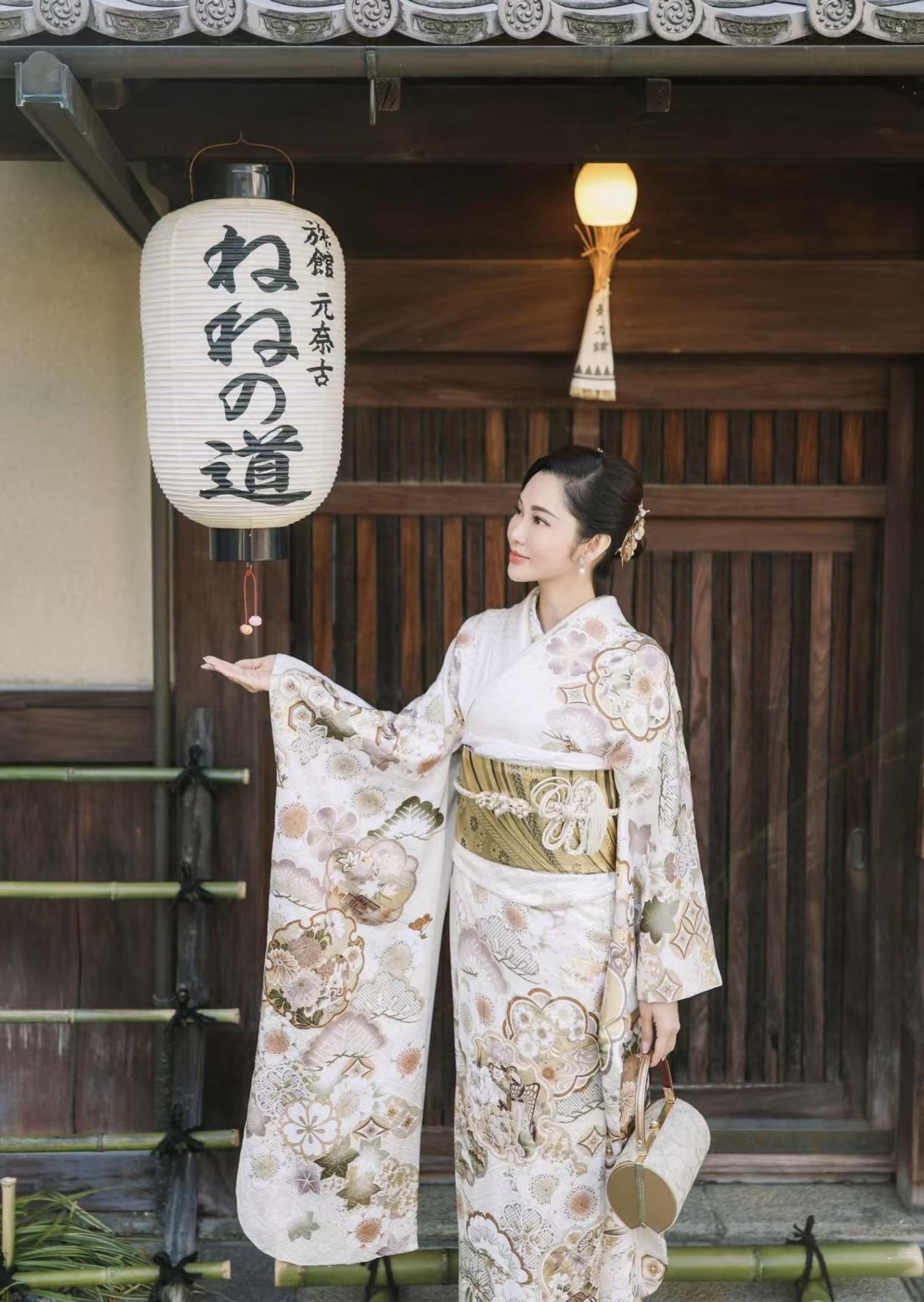 Kimono Rental (Kyoto/Provided by Kawai) - Thumbnail 2