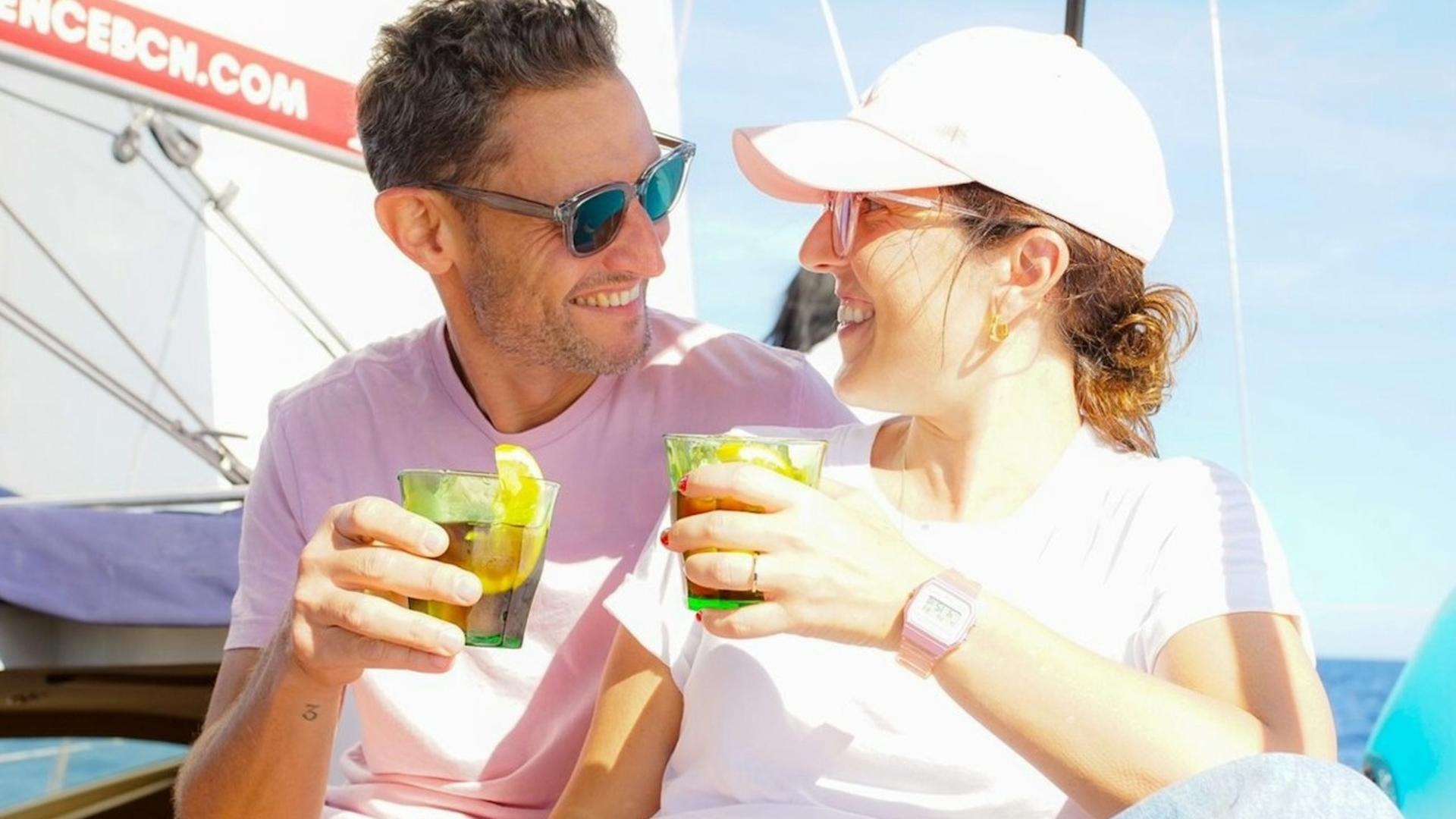 Daylight sailing experience with drinks and snacks in Barcelona - Thumbnail 6
