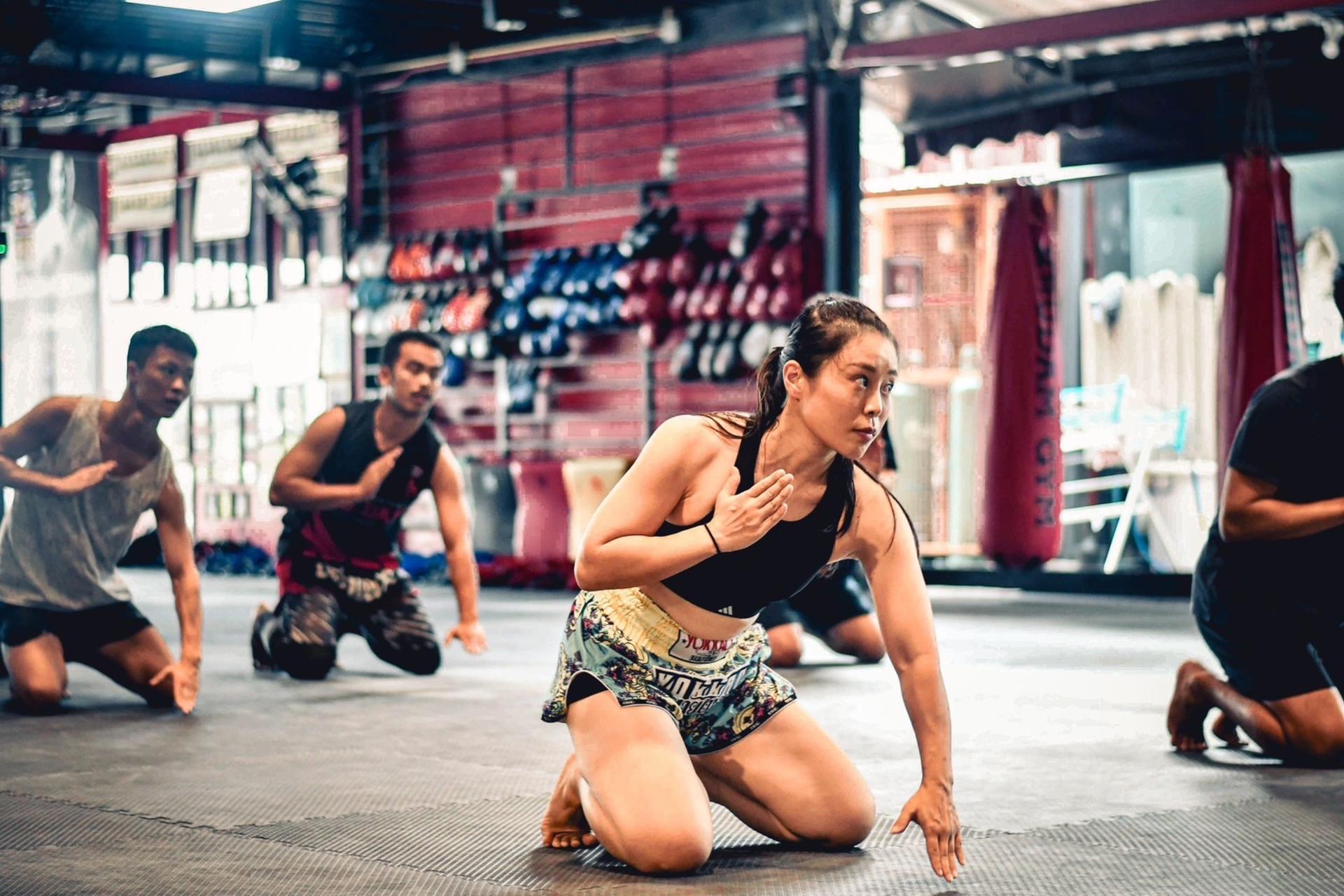 Kru Dam Muay Thai (Thai Boxing) Class Sukhumvit 36 Bangkok - Thumbnail 7