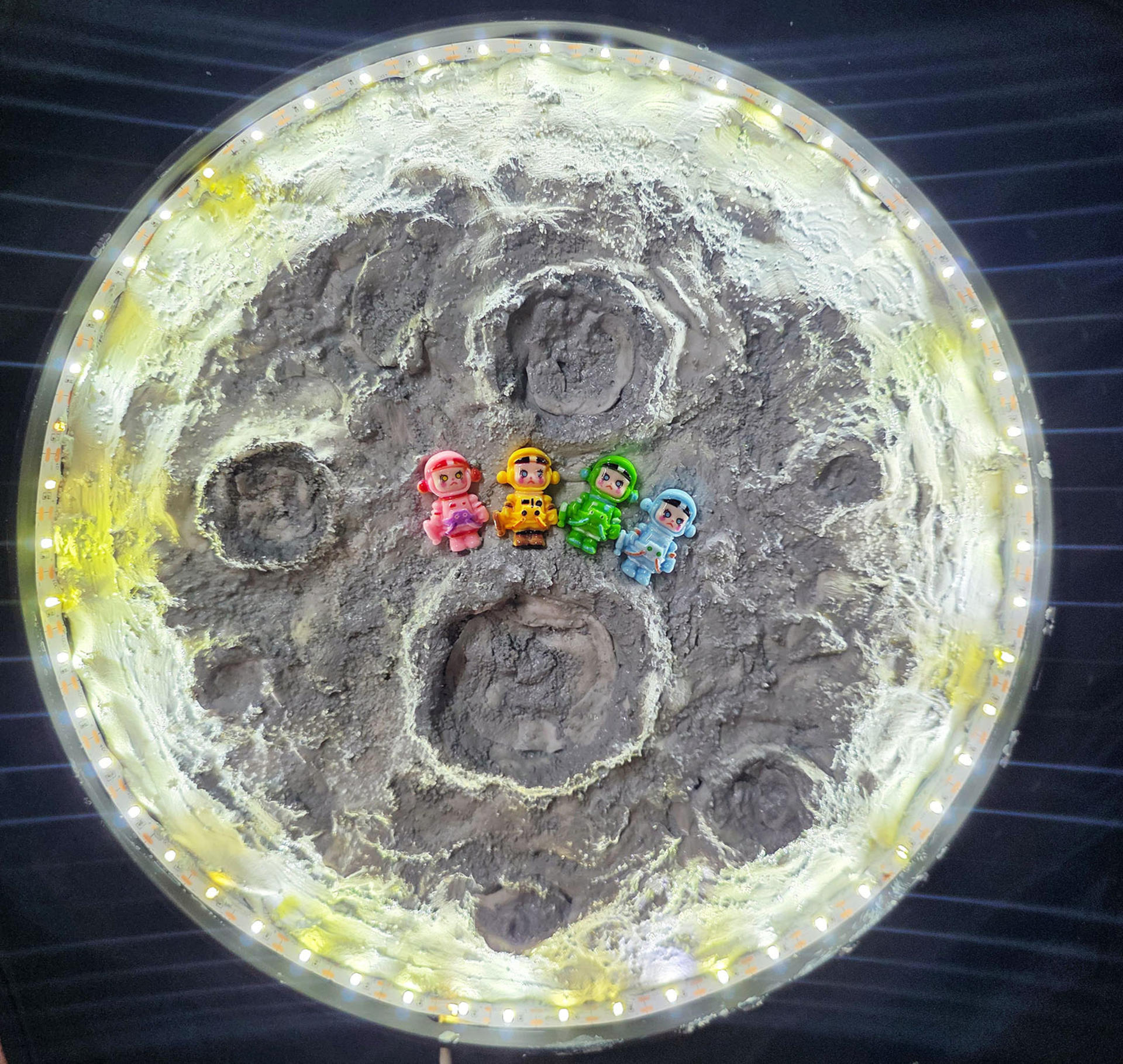 Just Be Texture Moon Lamp Hong Kong Ma Wan 1868 - Thumbnail 6