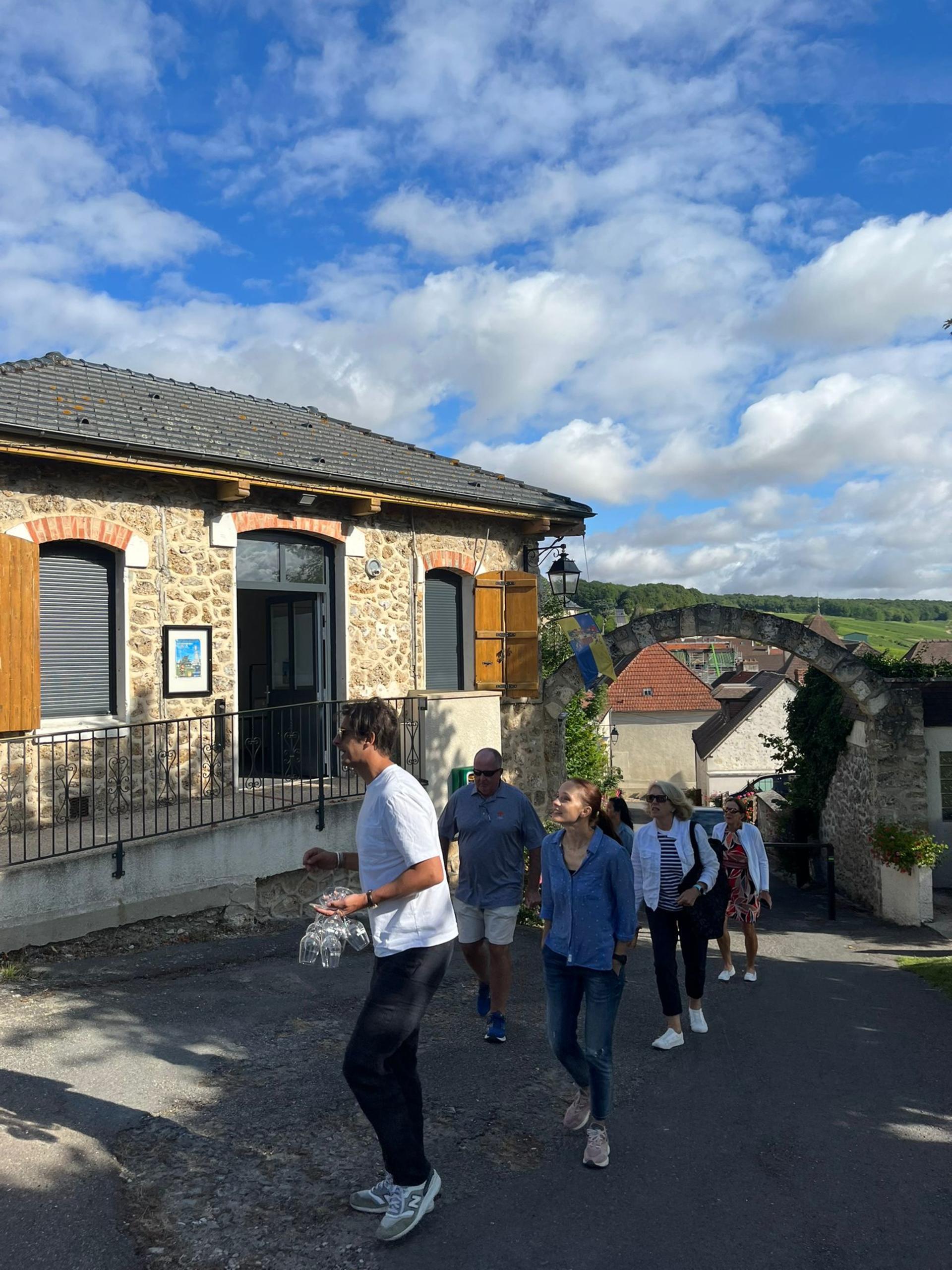 Authentic Champagne Tour: 3 Vineyards, 10 Tastings & Lunch - Image 1