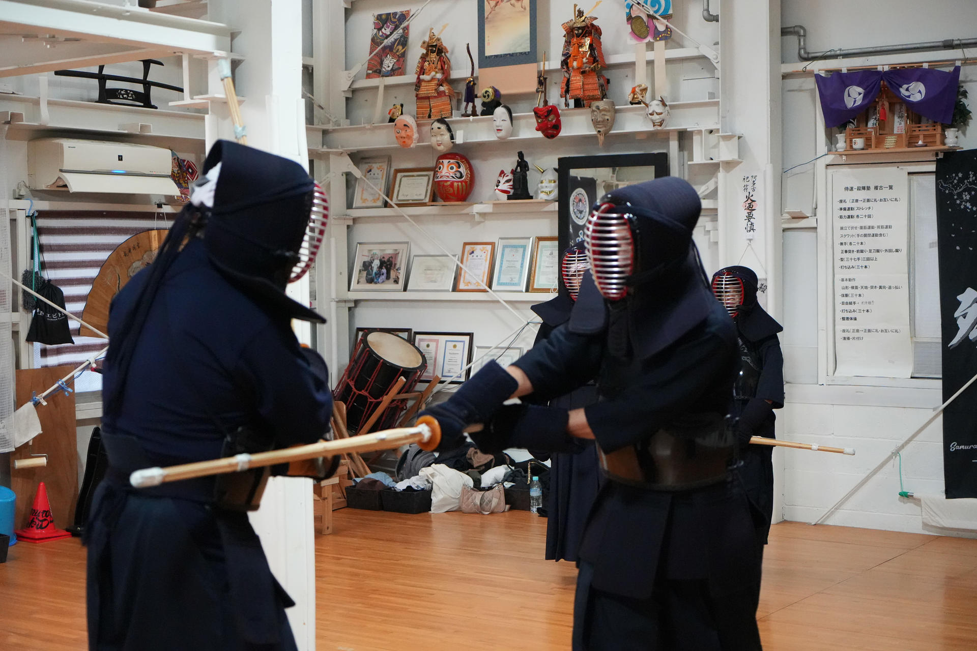 Samurai Training Experience KENDO in Osaka - Thumbnail 15