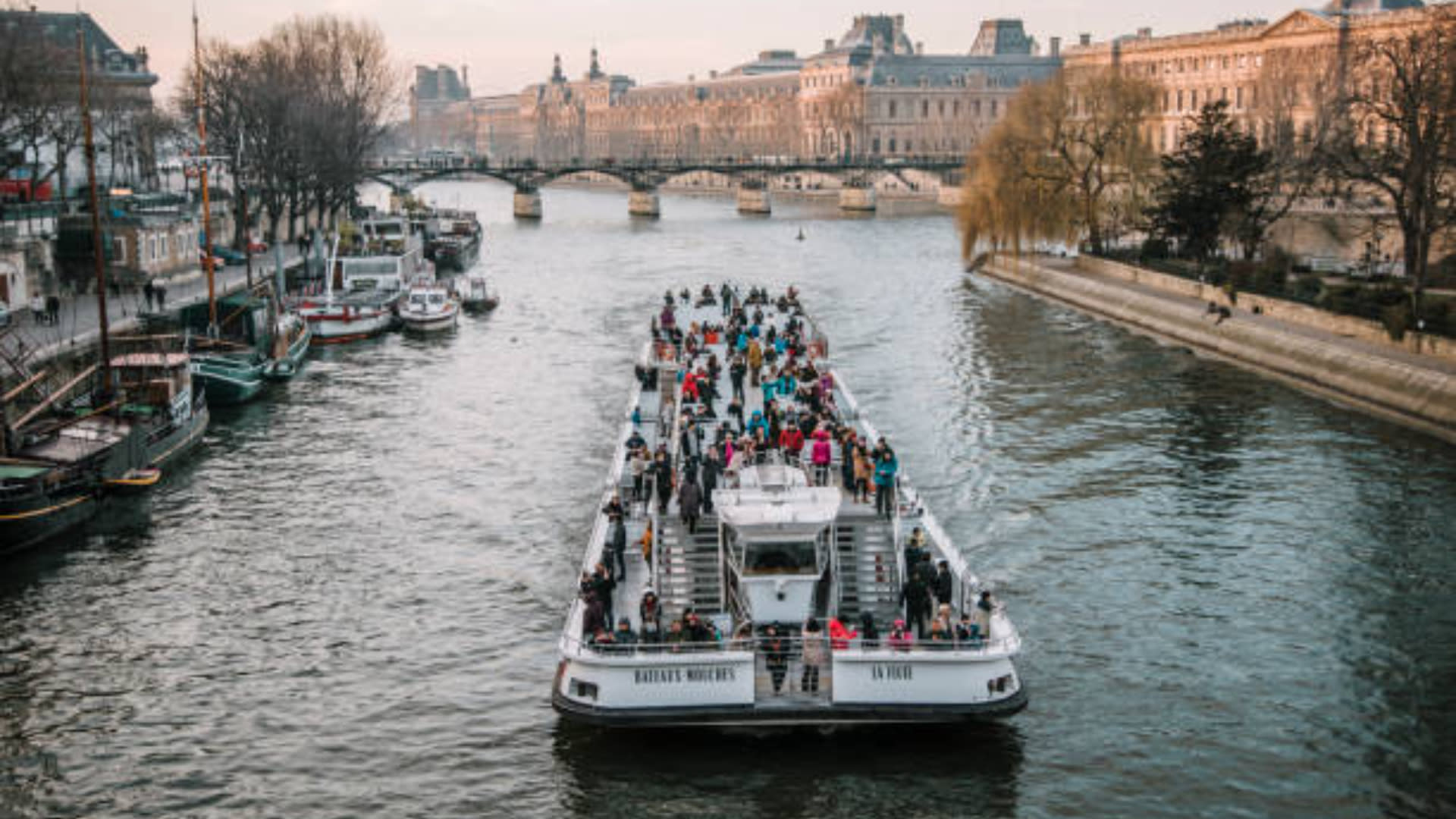 Paris Catacombs Ticket and Seine River Cruise in Paris - Thumbnail 6