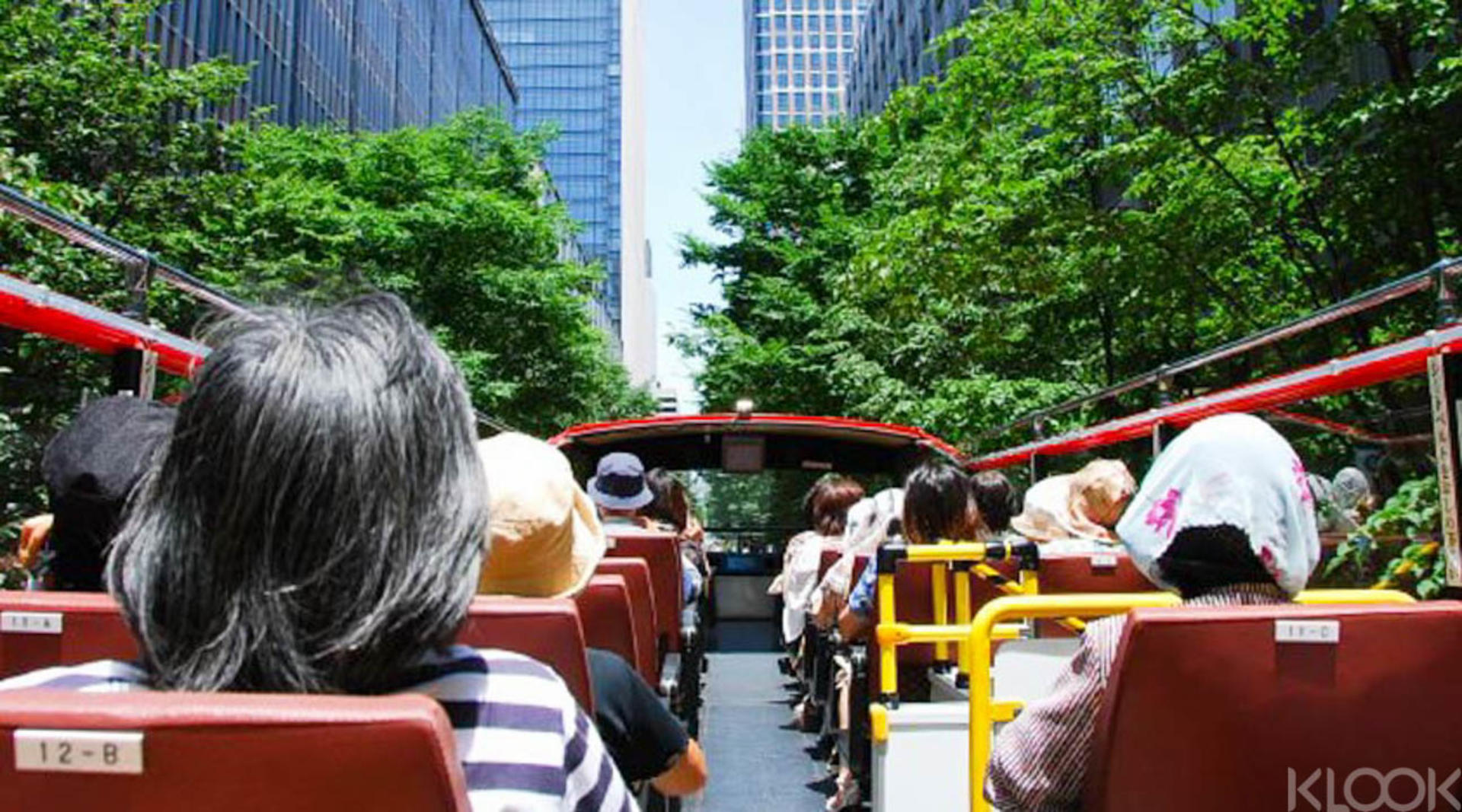 Hop-On Hop-Off Tokyo Bus by Skyhop Bus - Thumbnail 5