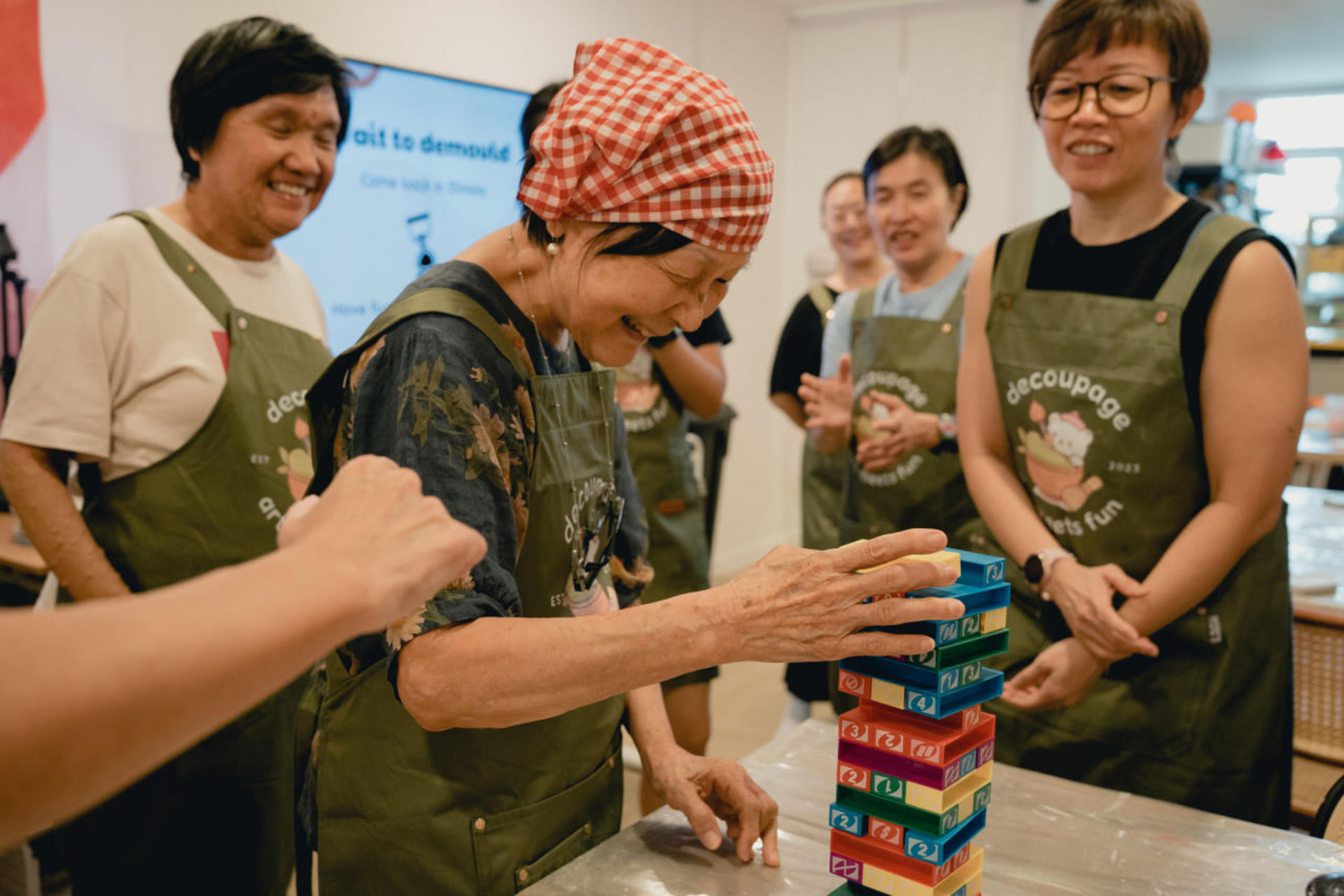 Mosaic Art Workshop by Hey Decoupage - Thumbnail 6