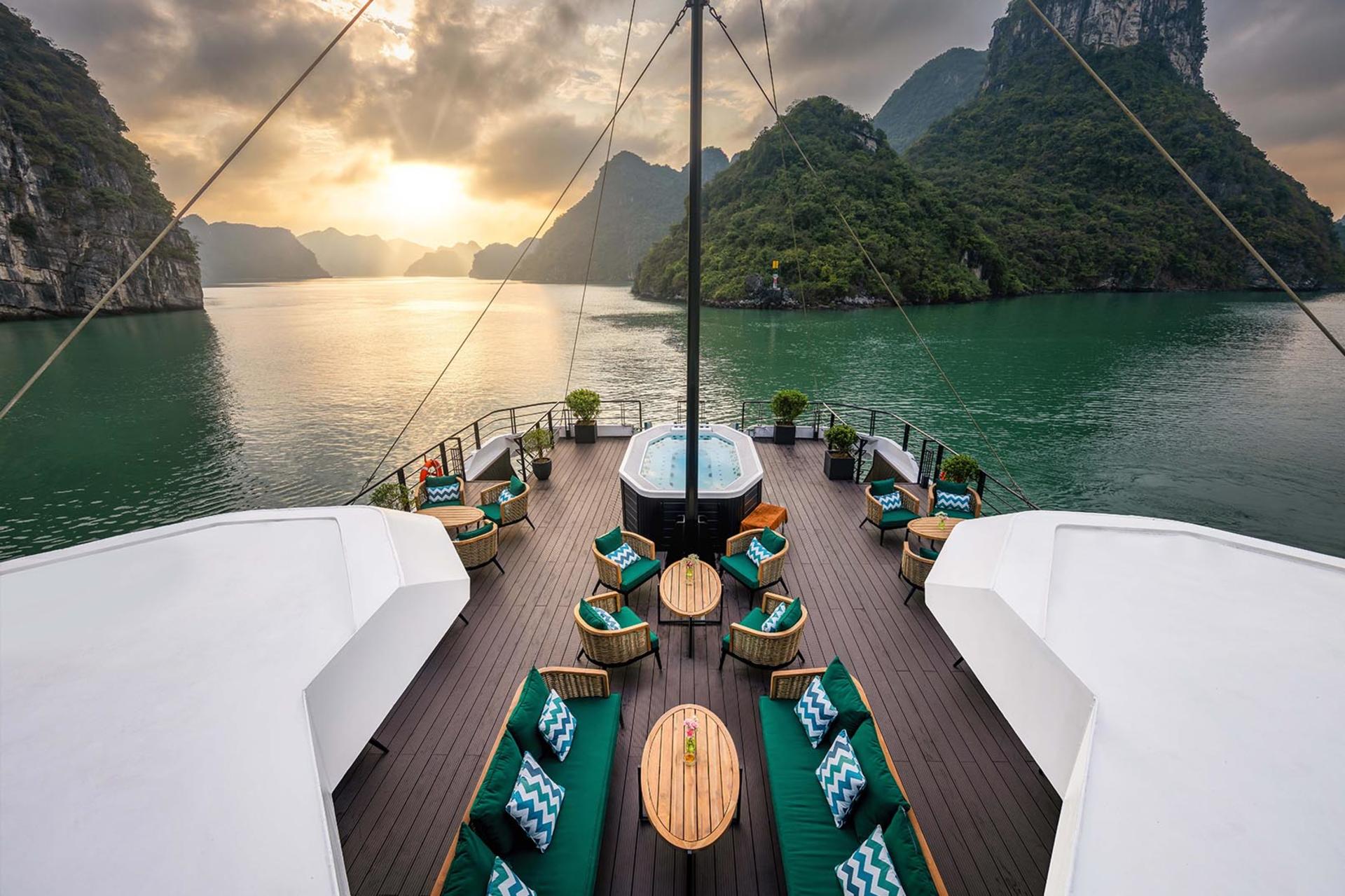 Catamaran Premium Day Cruise: Ha Long Bay & Lan Ha Bay Tour - Thumbnail 9