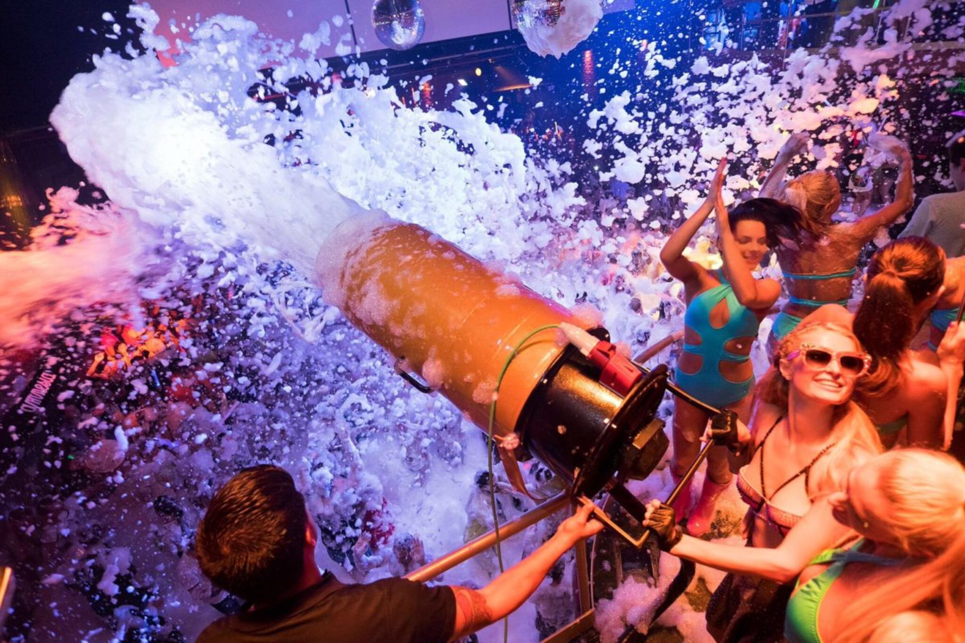 Antalya Mega Star Yacht Tour, BBQ Lunch, Foam Party & Transfer - Thumbnail 6