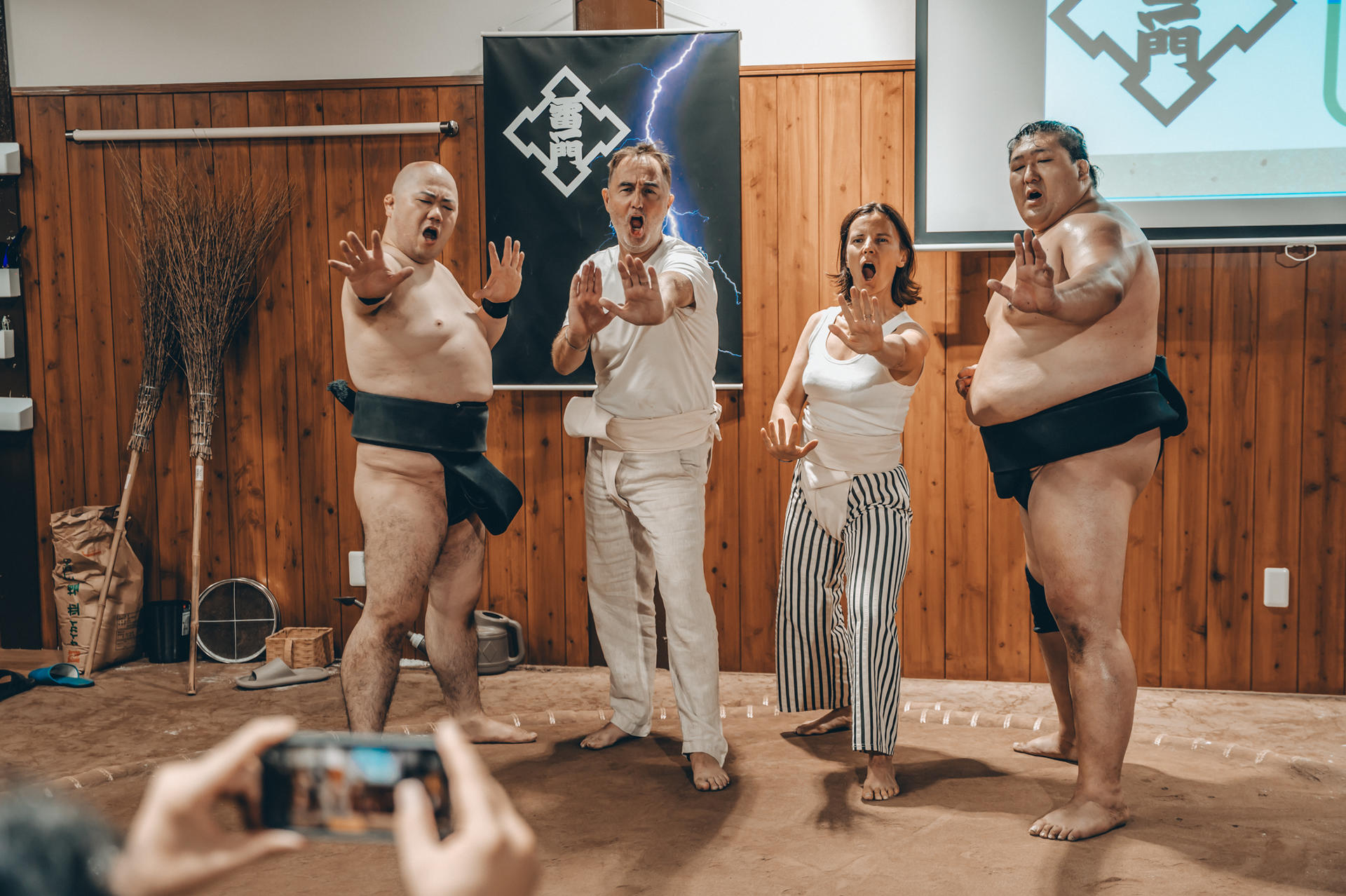 Osaka: Sumo Experience and Show: Ex-Pro Wrestlers & Ring Challenge - Thumbnail 9