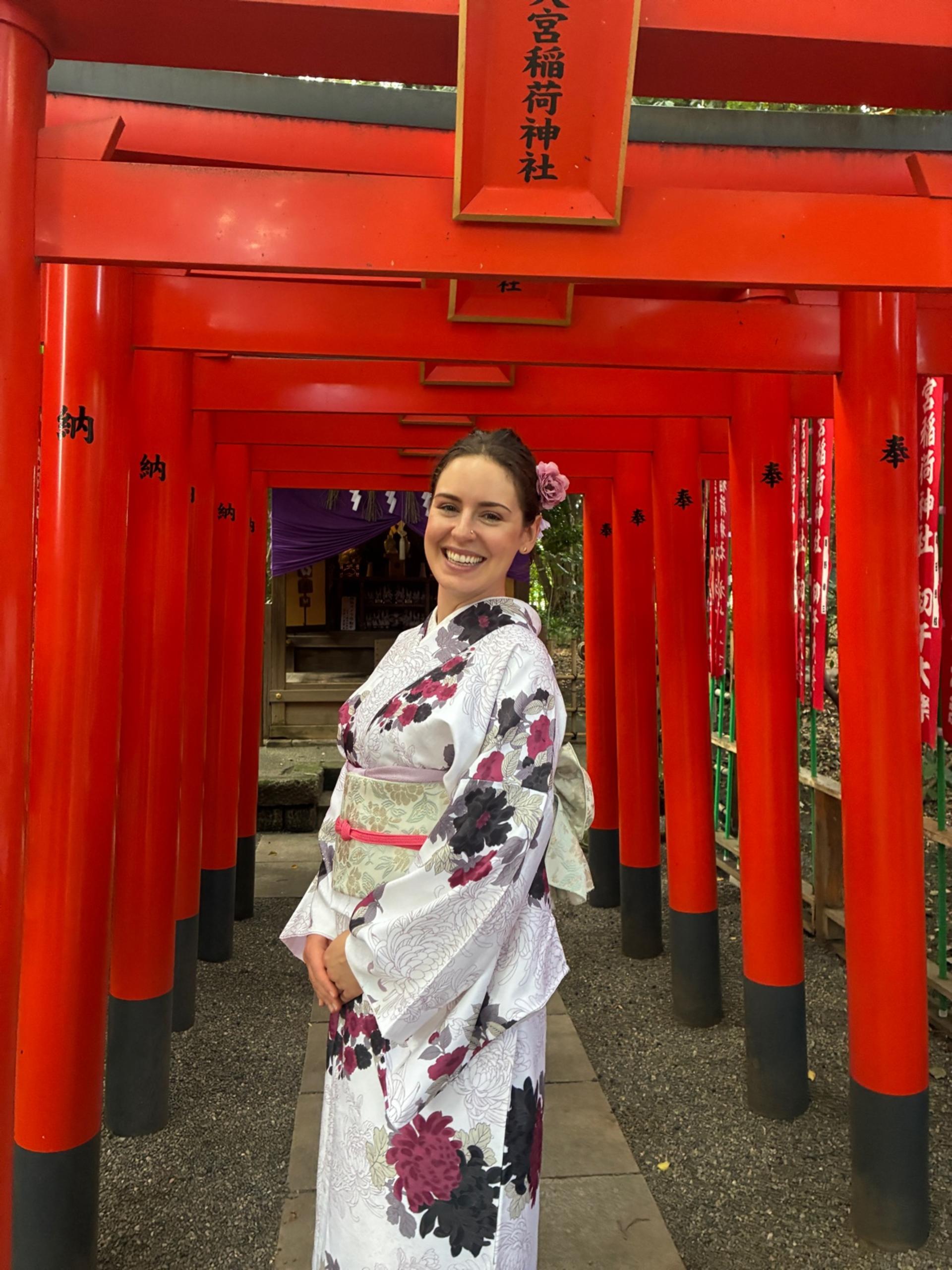 Tokyo: Private Kimono Dressing & Shrine Stroll Experience - Thumbnail 4