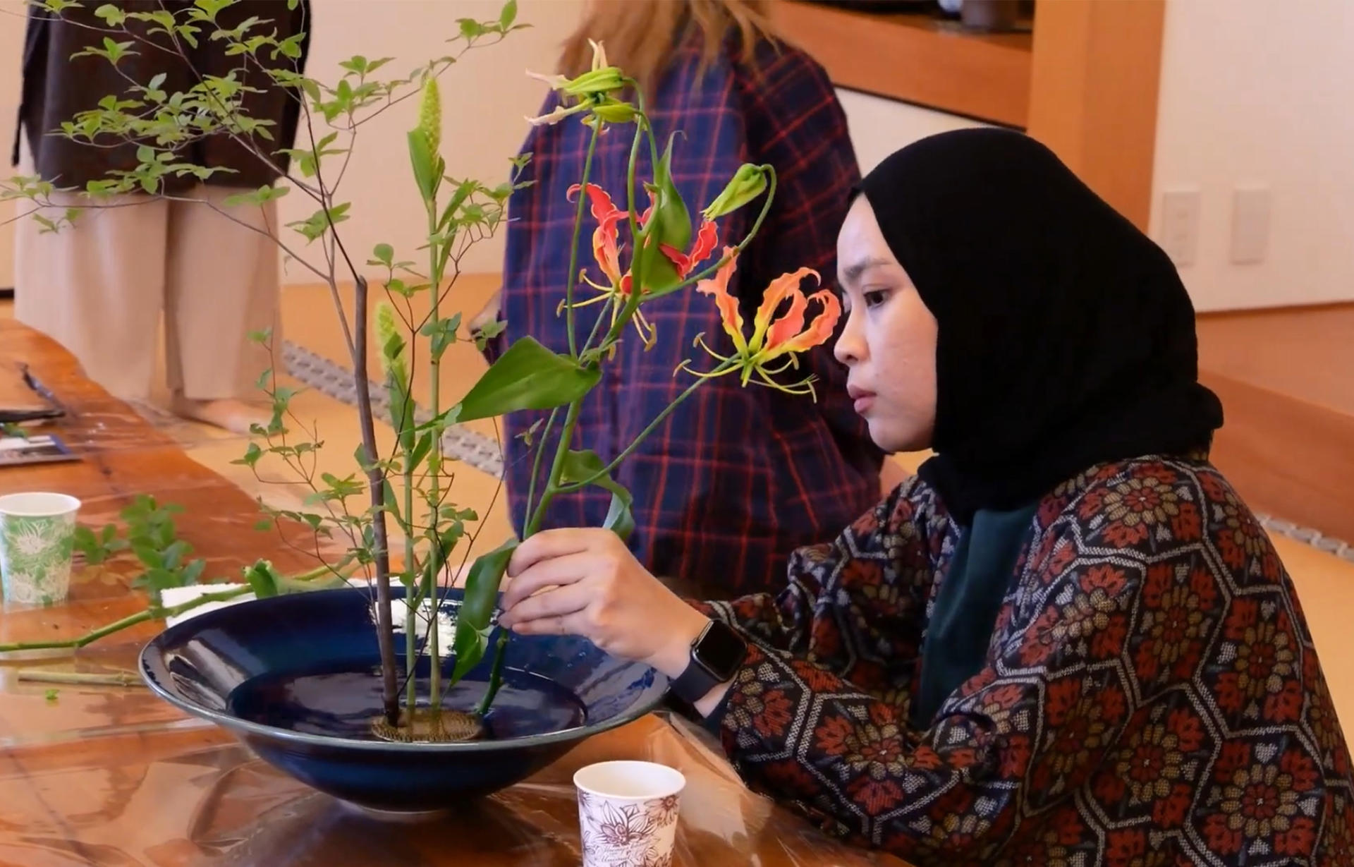 Luxury Ikebana Experience in Tokyo - Create Your Japanese Flower Art - Thumbnail 4