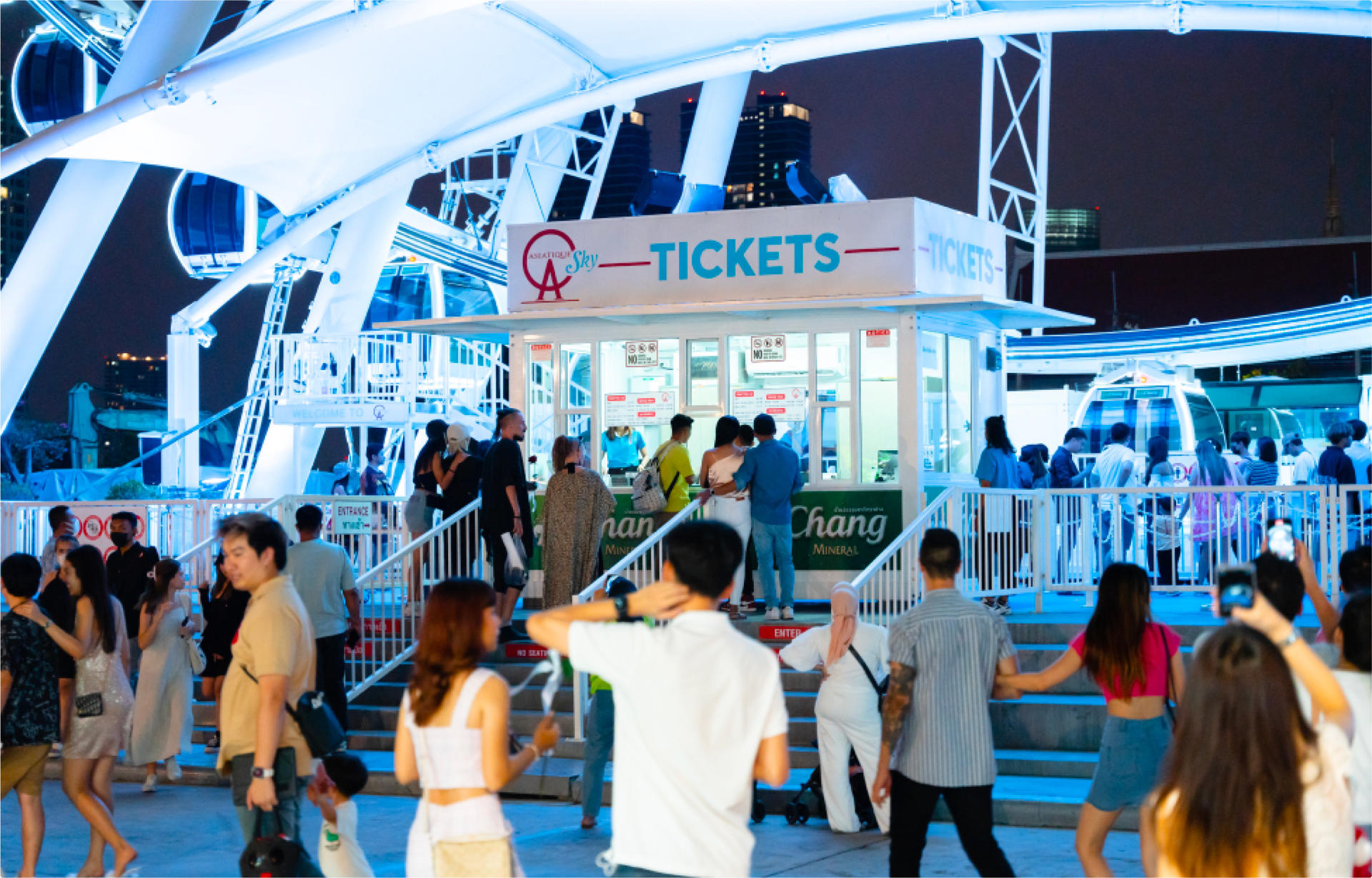 Asiatique Sky Ferris Wheel in Bangkok - Thumbnail 4