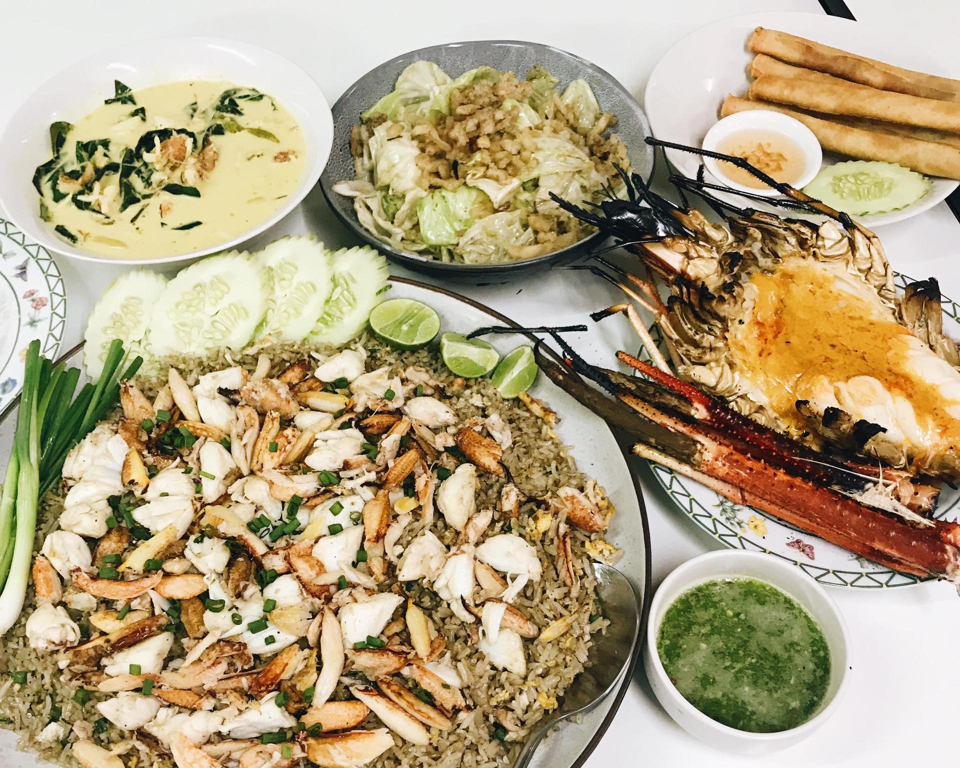 Bangkok: Here Hai MICHELIN Guide Skip-the-Line Table Reservation - Thumbnail 4