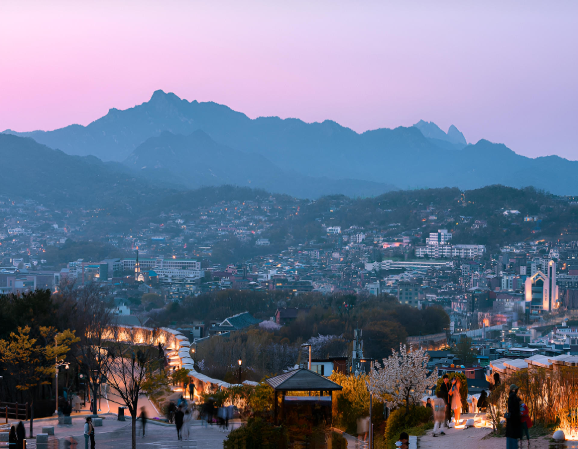 Seoul Walking Tour : Naksan Night views & City Wall Mural Village - Thumbnail 11