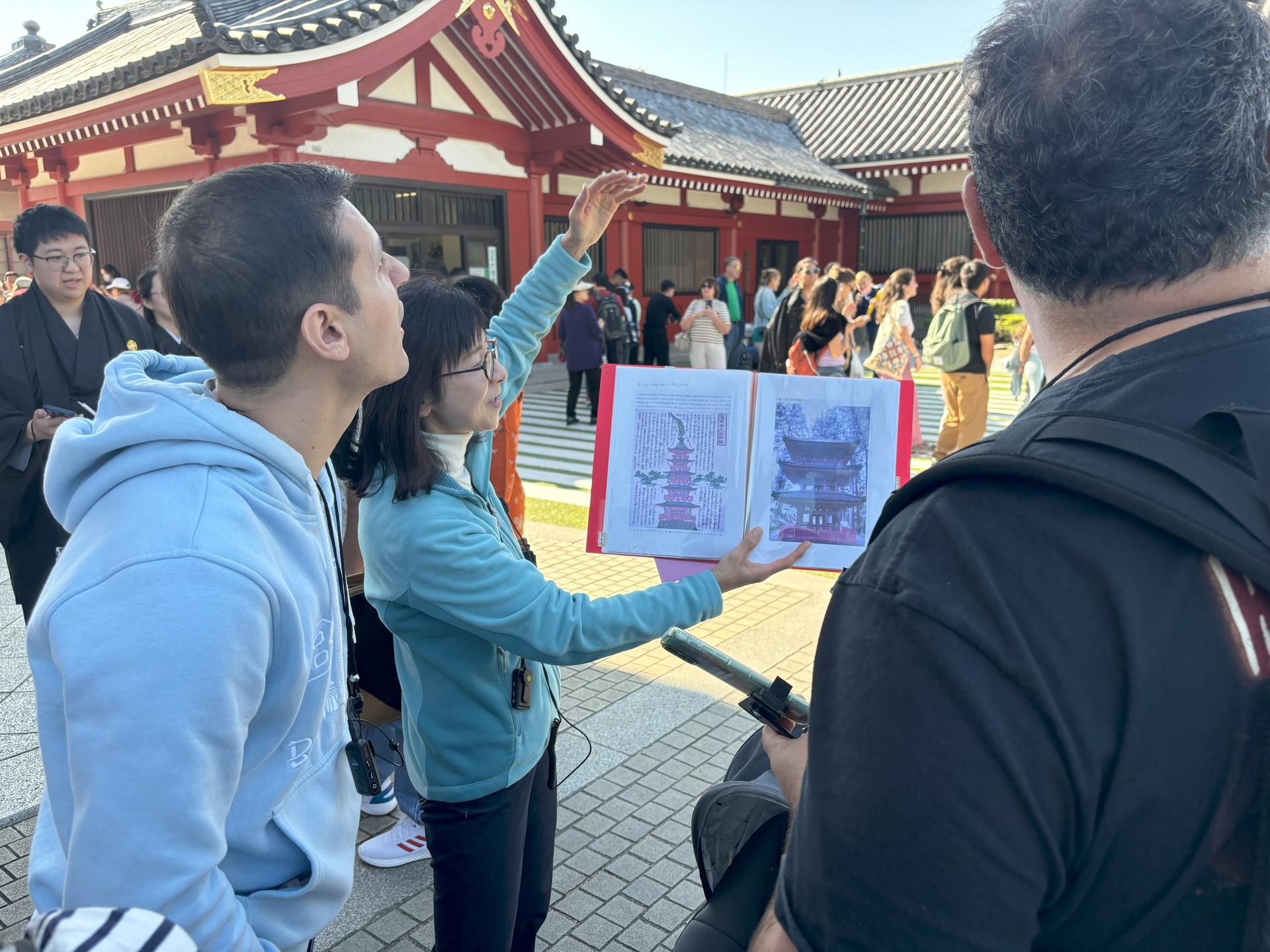 Asakusa: Big-picture History Walk to Know Japan - Image 1