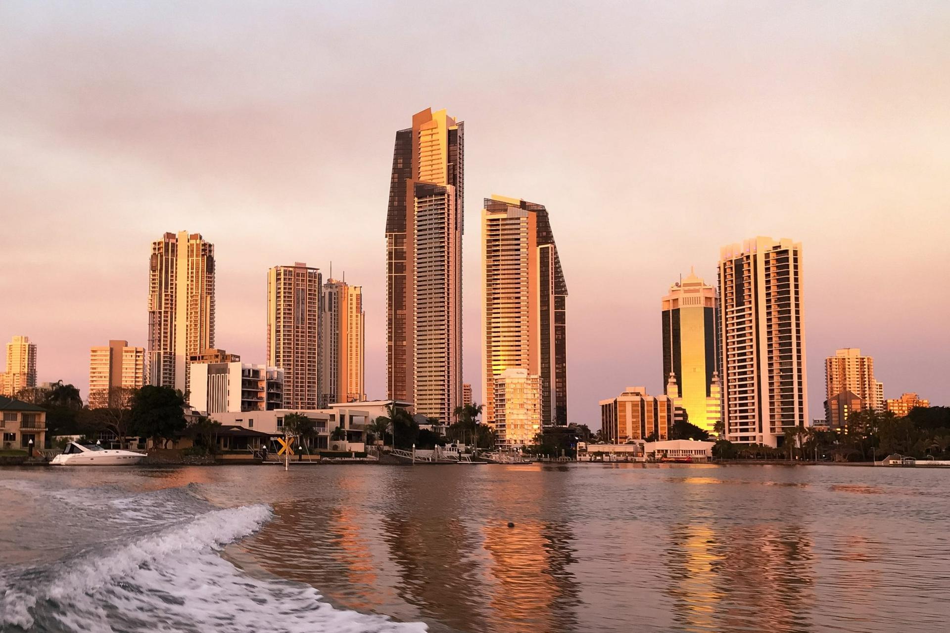 Gold Coast Sunset Cruise - Thumbnail 10