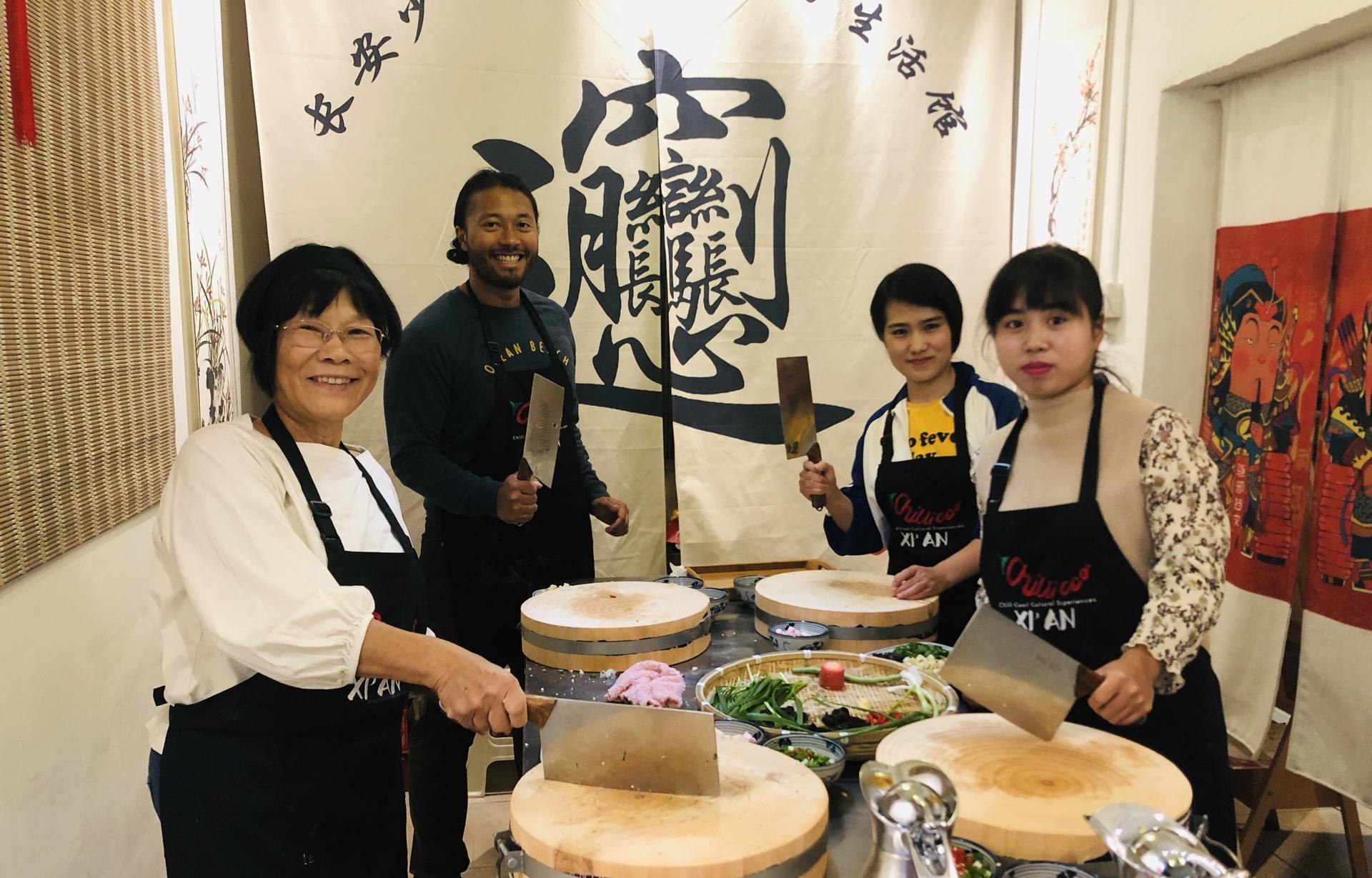Xi'an Biang Biang Noodles Cooking Class with Market Visit-Eatwith - Thumbnail 8