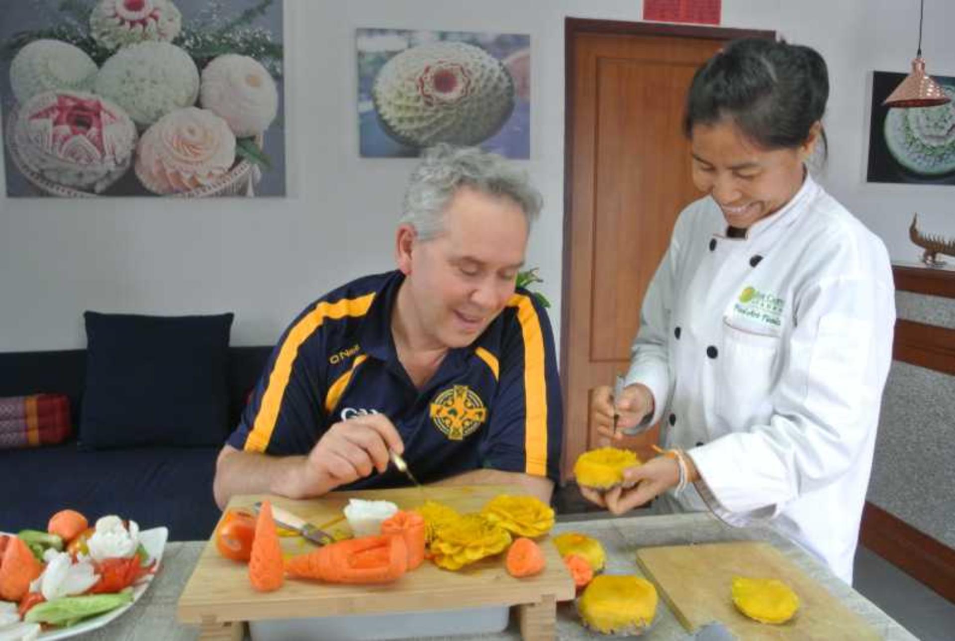 Traditional Thai Fruit and Vegetable Carving Class - Thumbnail 13